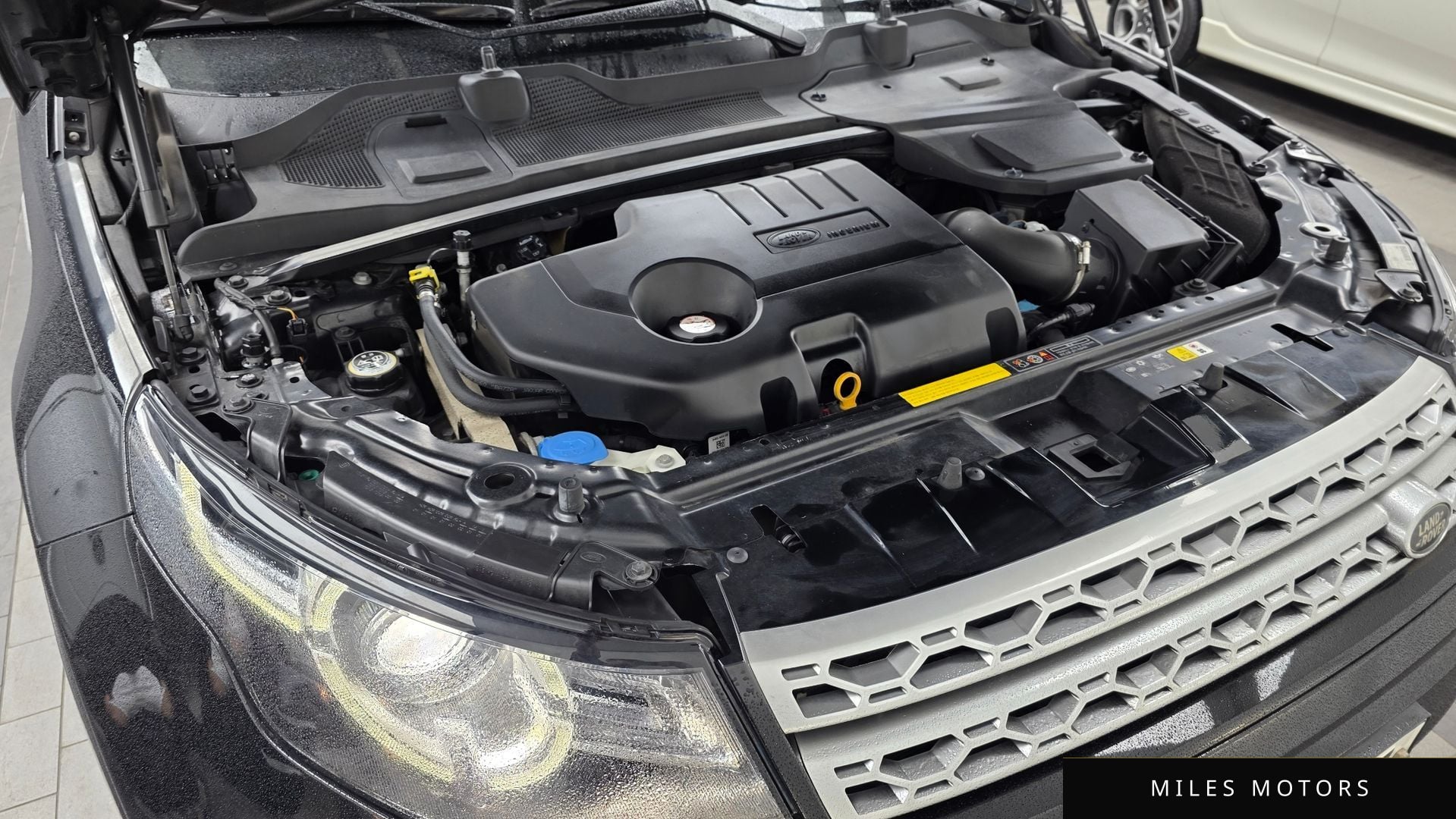Land Rover Discovery Sport 2017 — миниатюра 6
