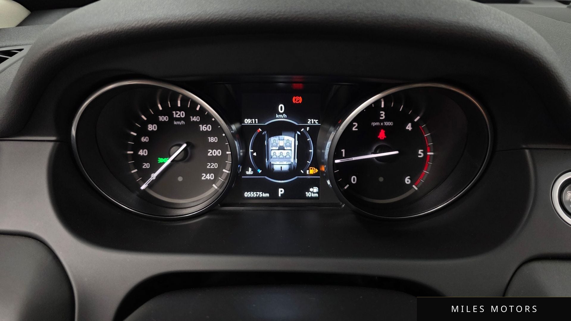Land Rover Discovery Sport 2017 — миниатюра 11