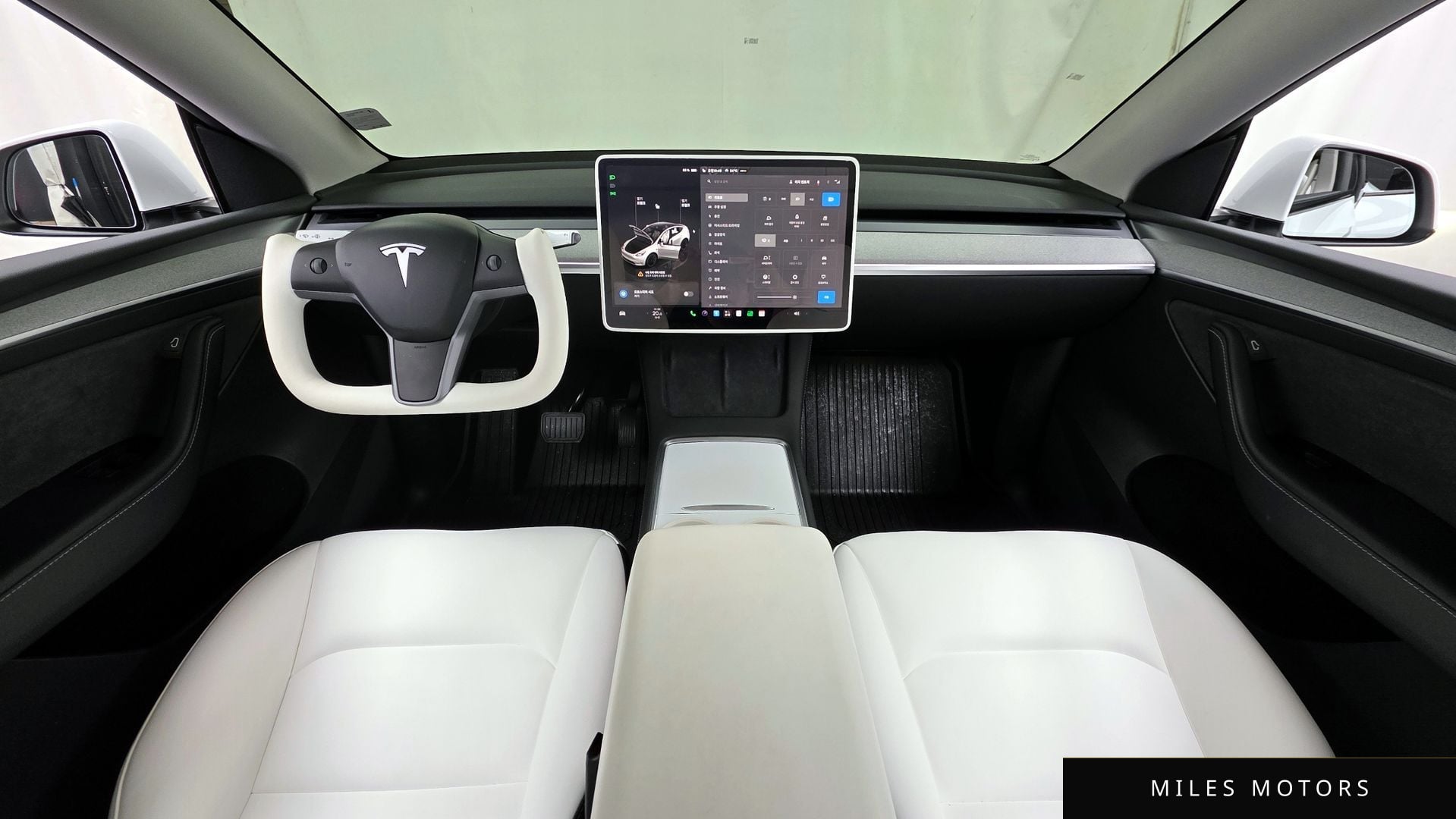 Tesla Model Y 2024 — миниатюра 7