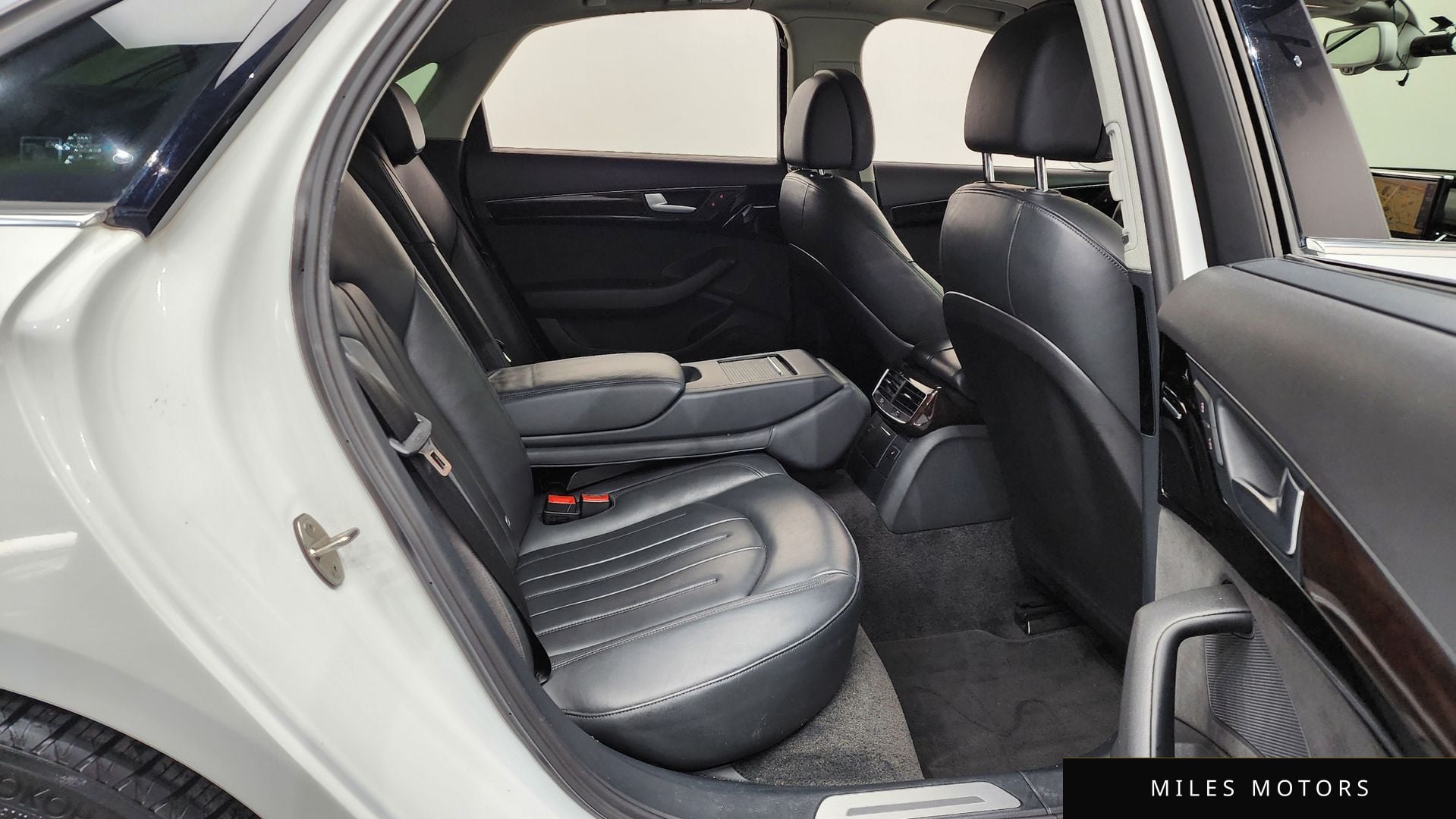 Audi A8 2014 — миниатюра 11