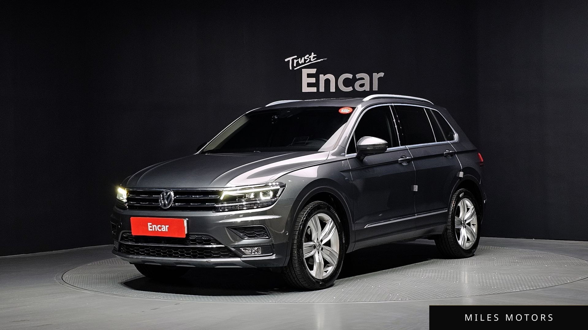 Volkswagen Tiguan 2020 — фото 1 из 12