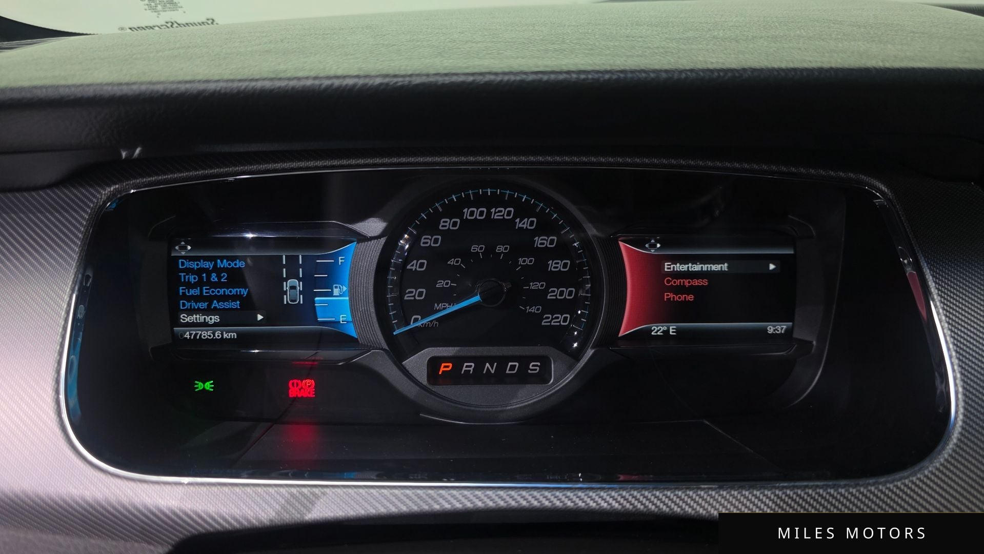 Ford Taurus 2015 — миниатюра 8