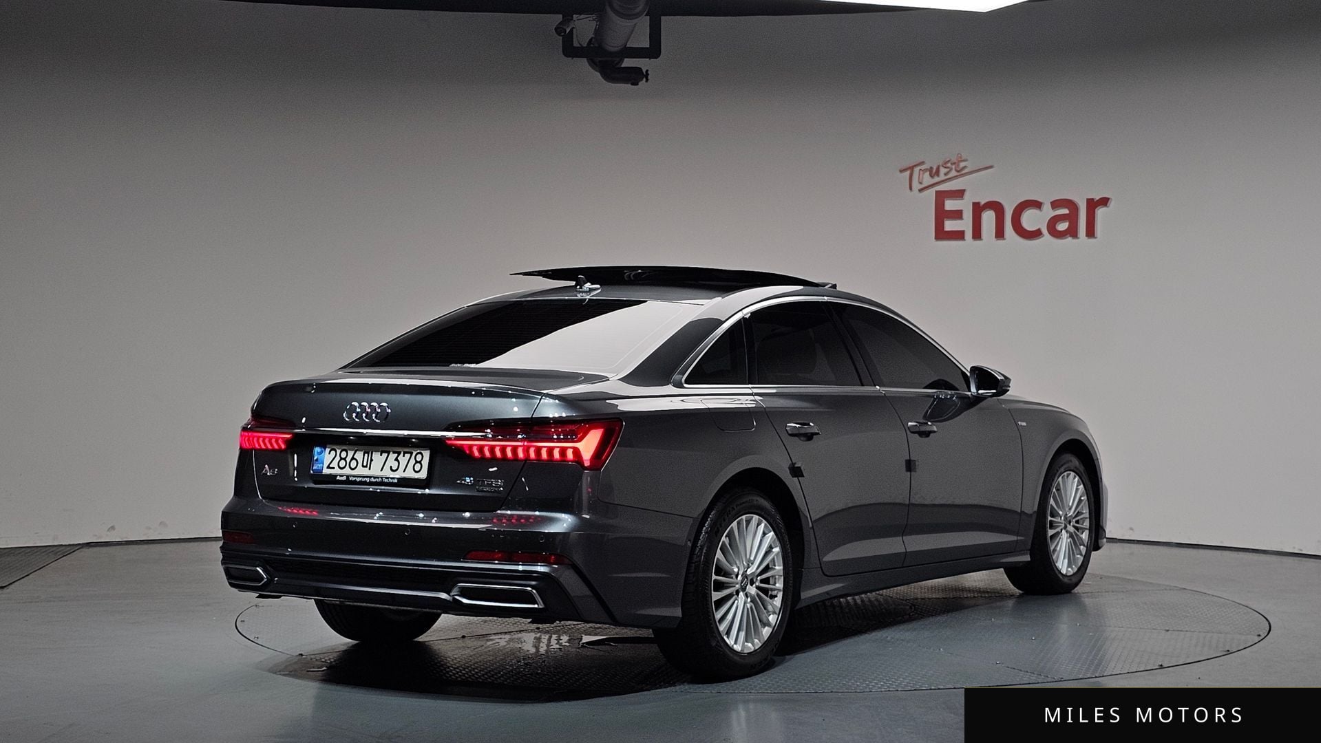 Audi A6 (C8) 2021 — фото 1 из 12