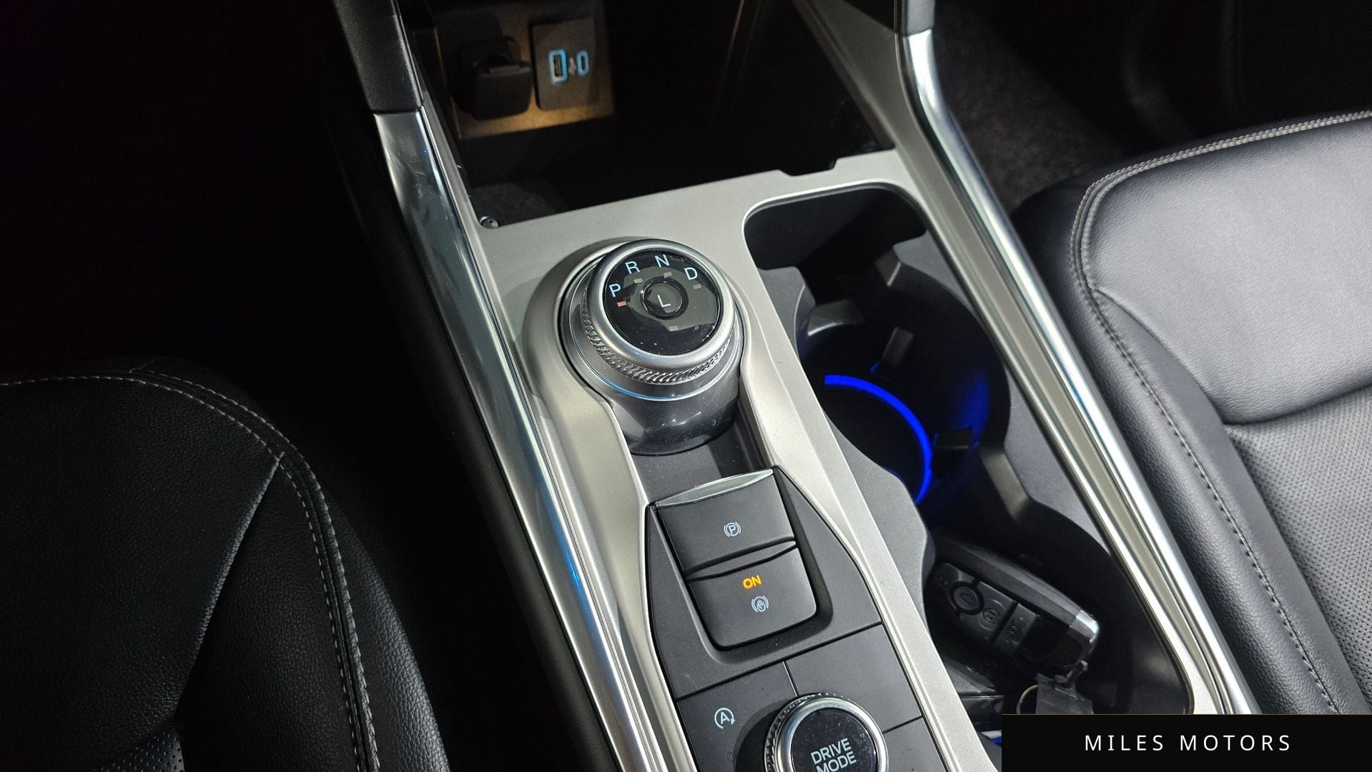 Ford Explorer 2021 — миниатюра 12