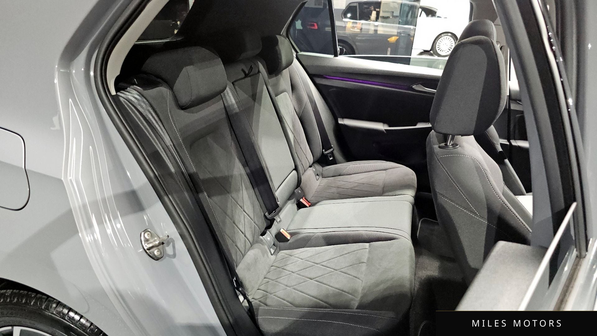 Volkswagen Golf 2024 — миниатюра 11