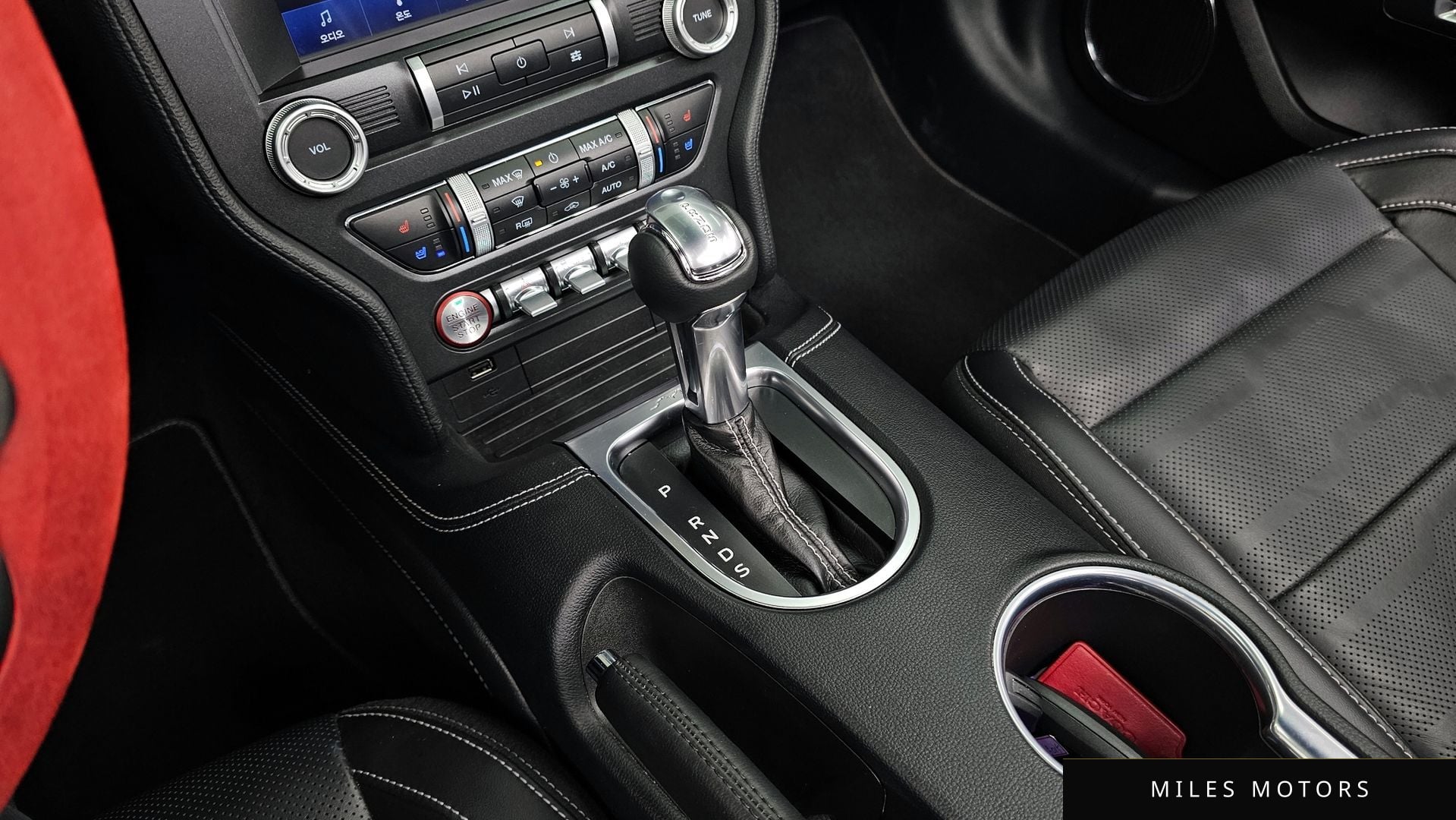 Ford Mustang 2023 — миниатюра 12