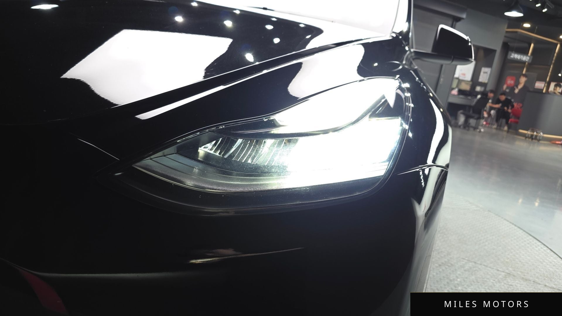 Tesla Model Y 2022 — миниатюра 8