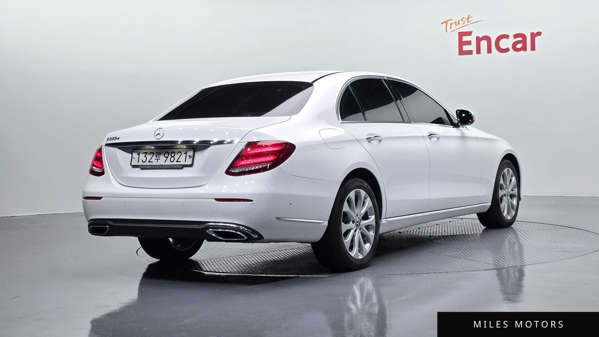 Mercedes-Benz E-Class W213 2019 — миниатюра 2