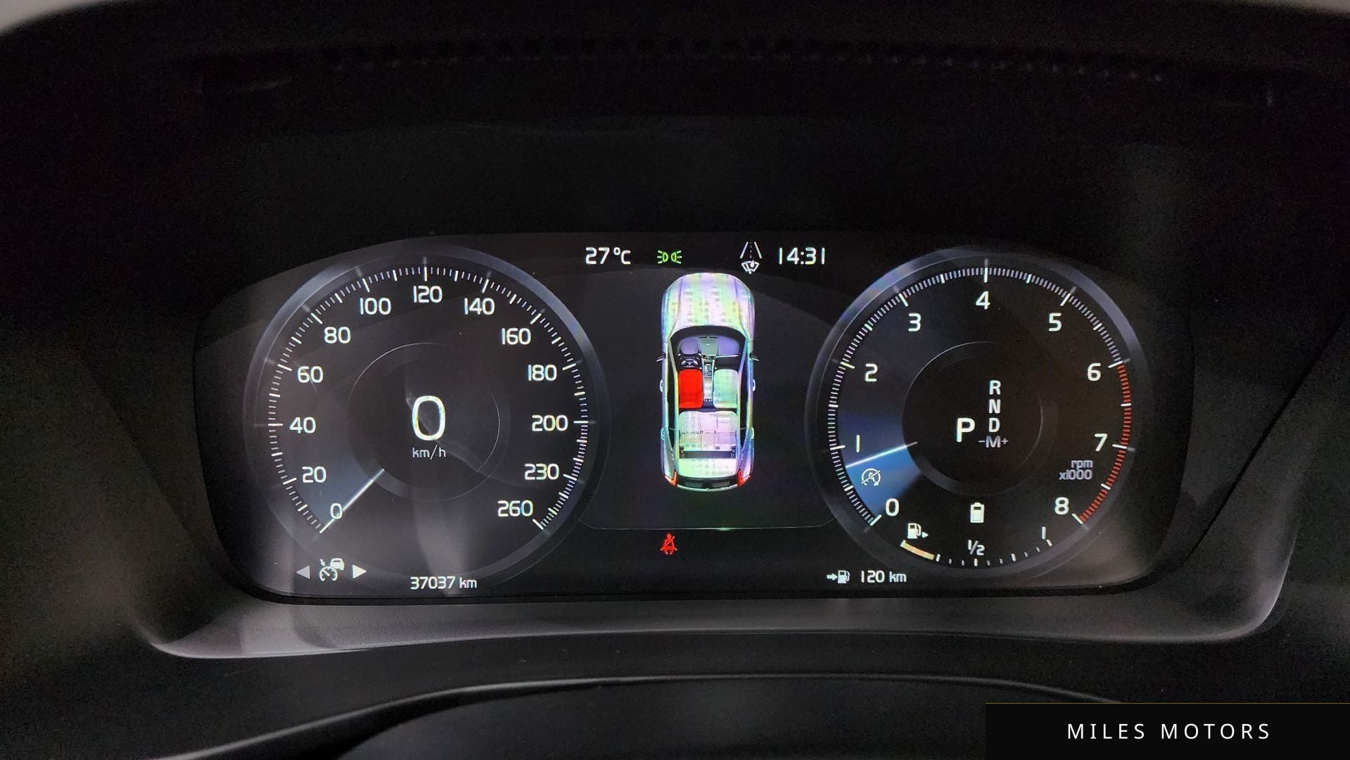 Volvo XC40 2022 — миниатюра 11