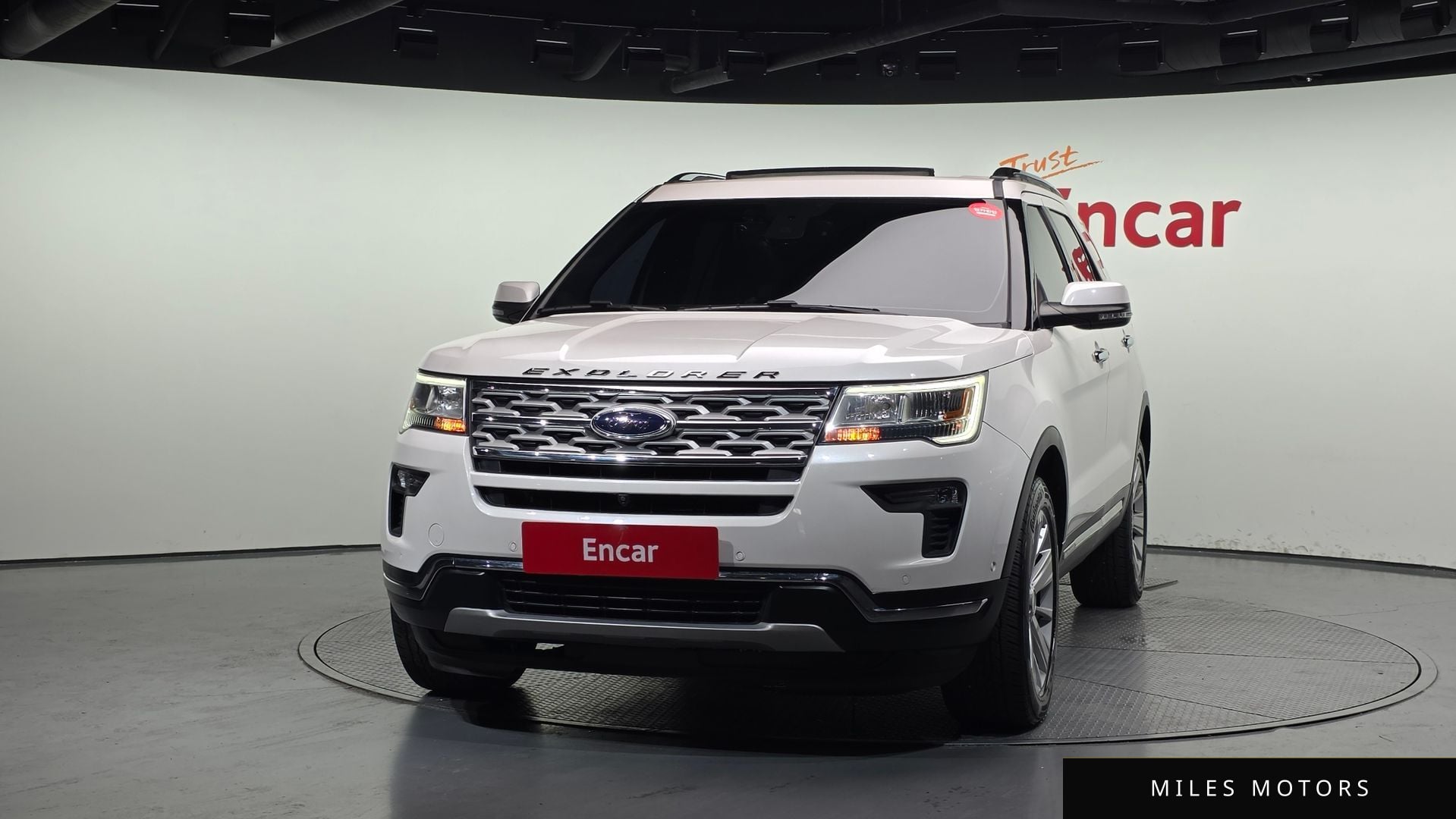 Ford Explorer 2019 — миниатюра 3