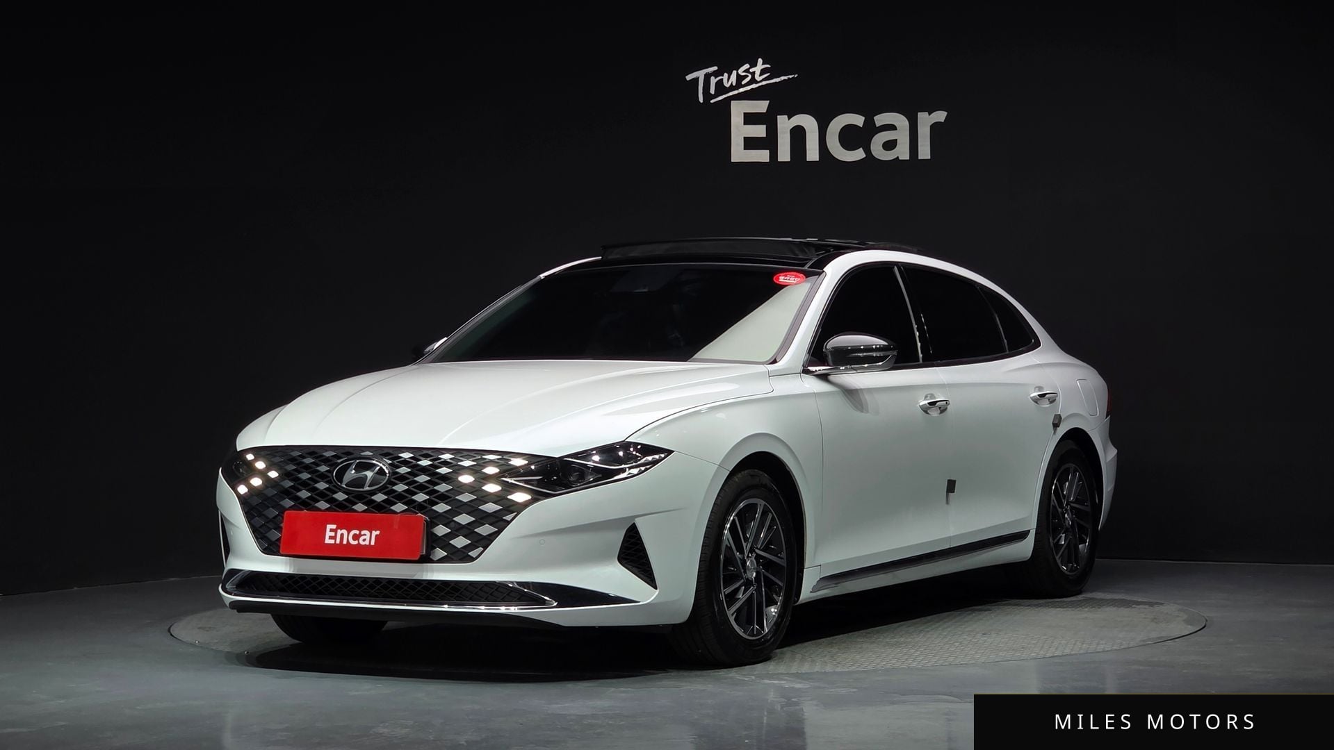 Hyundai Grandeur 2021 — фото 1 из 12