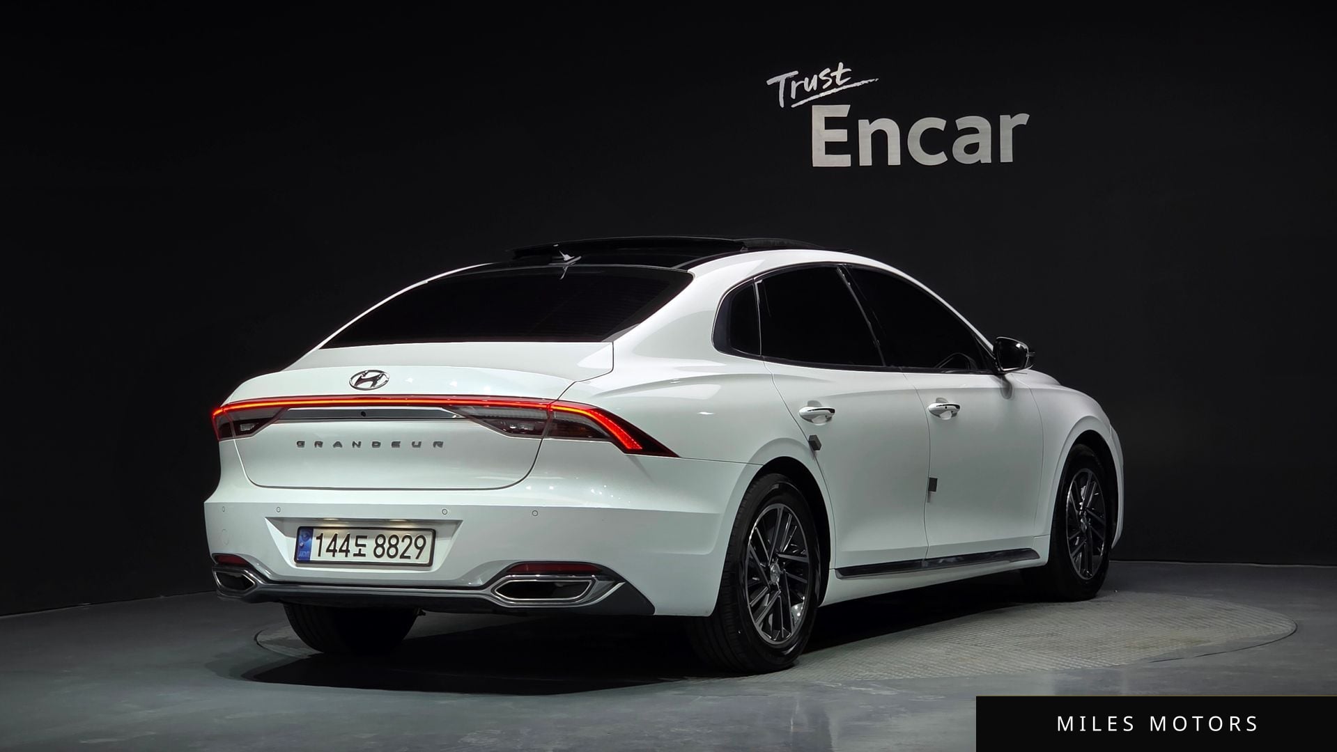 Hyundai Grandeur 2021 — миниатюра 2