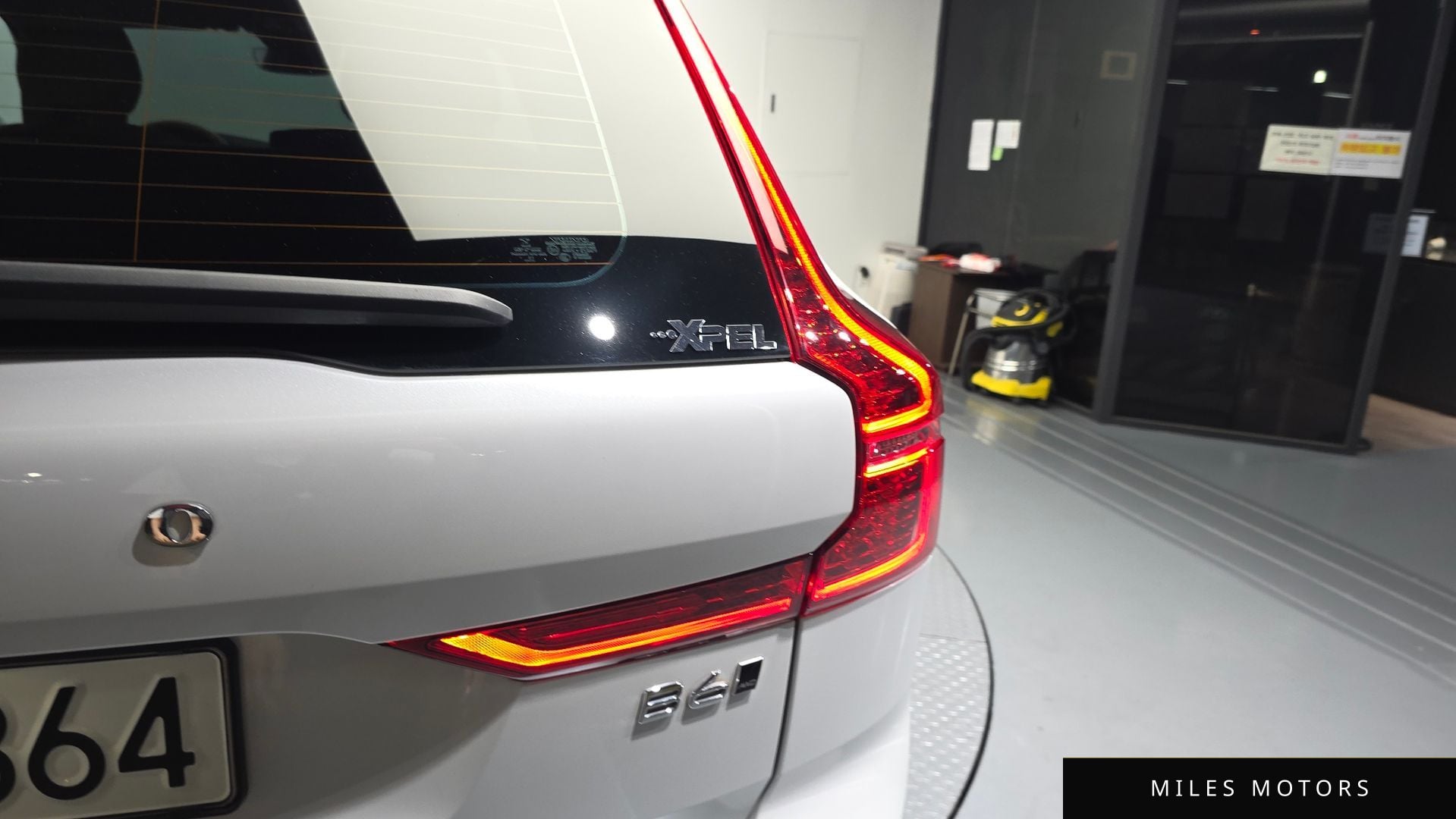 Volvo XC60 2022 — миниатюра 9