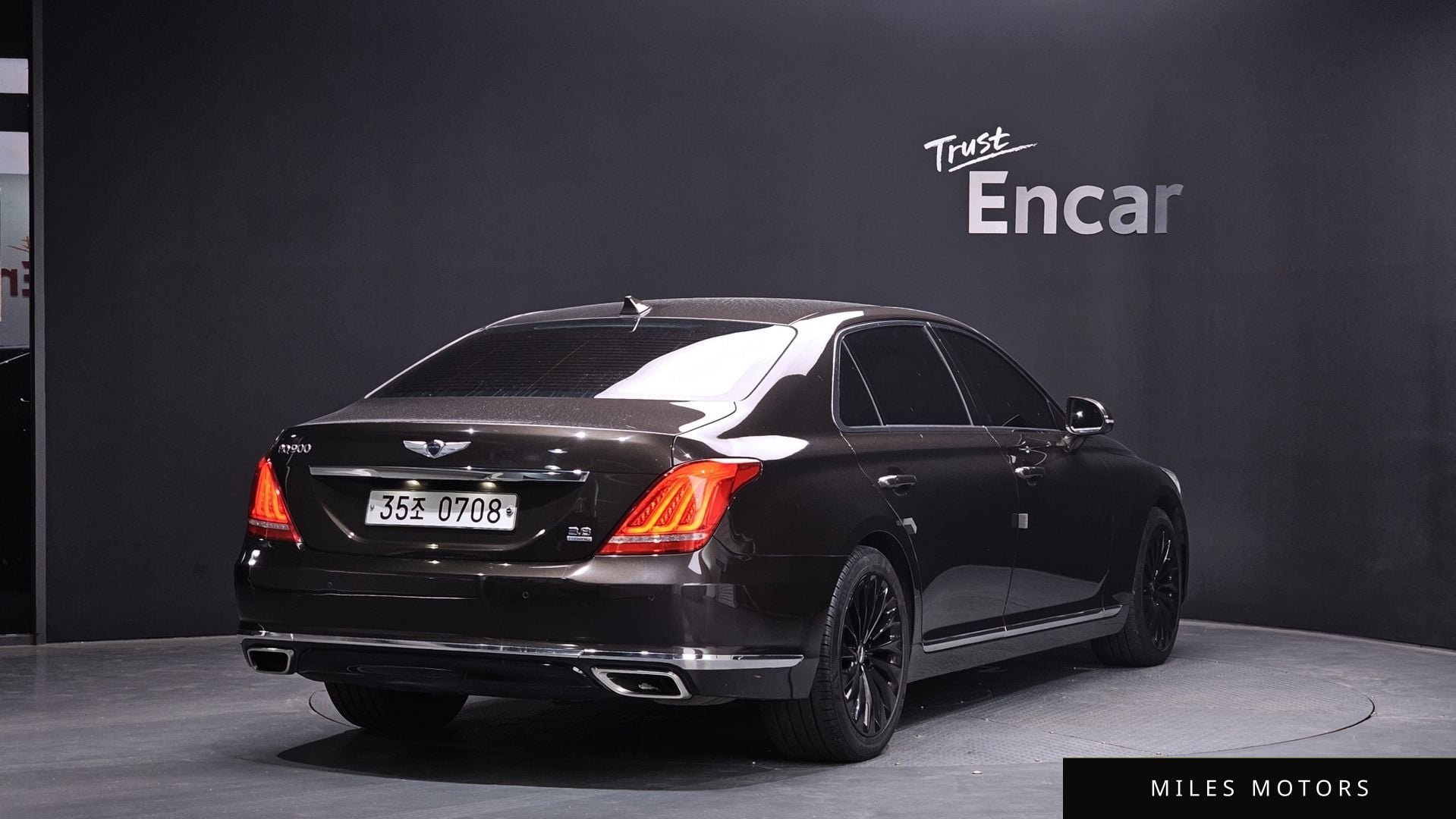 Genesis EQ900 2016 — миниатюра 2