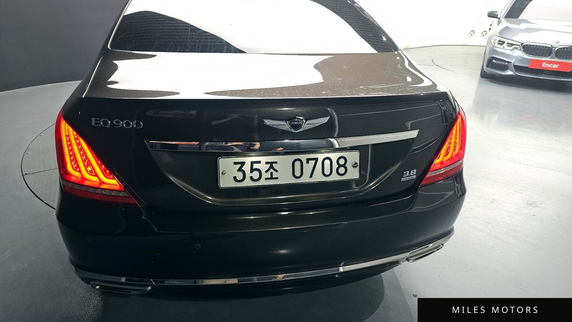 Genesis EQ900 2016 — миниатюра 9