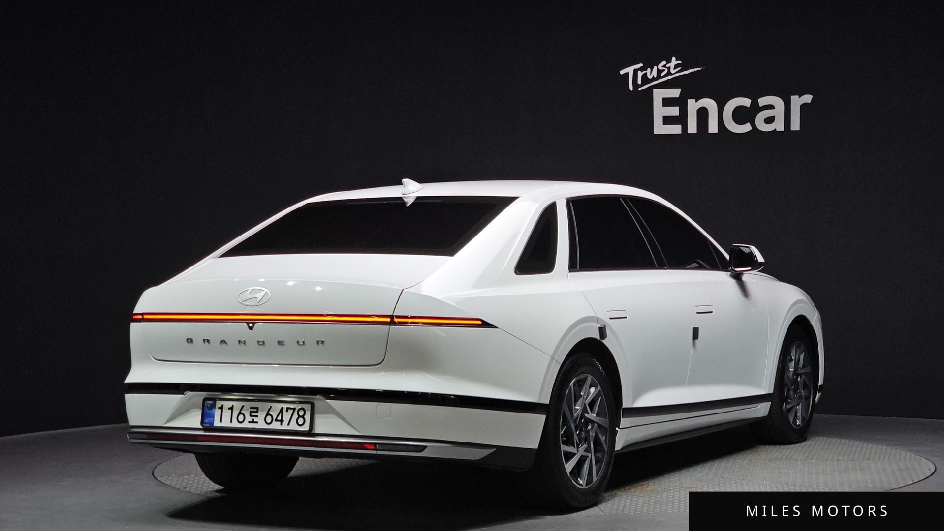 Hyundai Grandeur 2023 — миниатюра 2