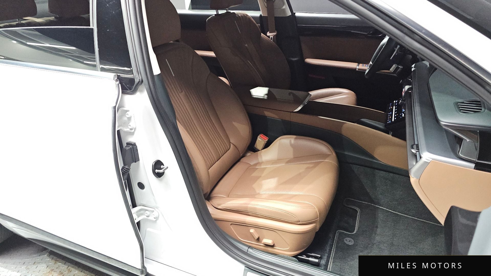 Hyundai Grandeur 2023 — миниатюра 11
