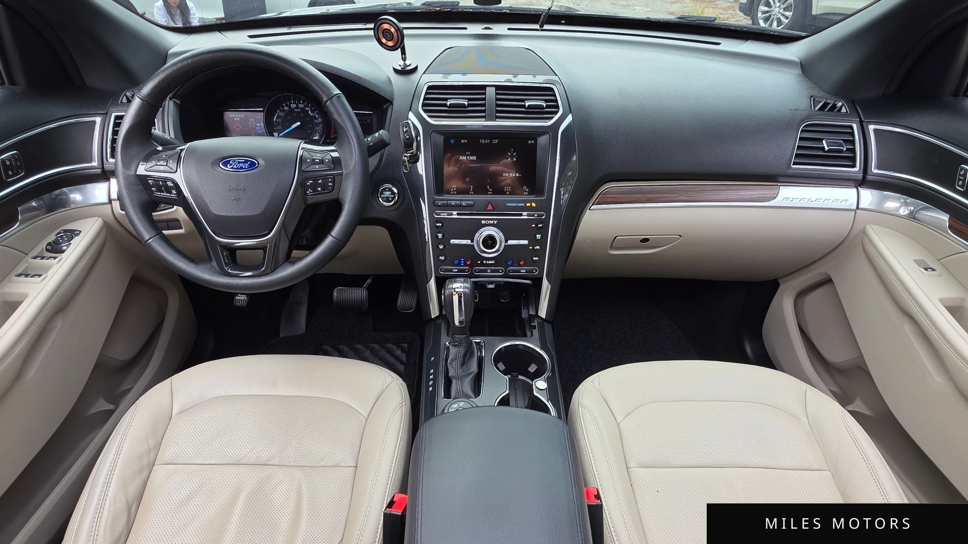 Ford Explorer 2018 — миниатюра 10