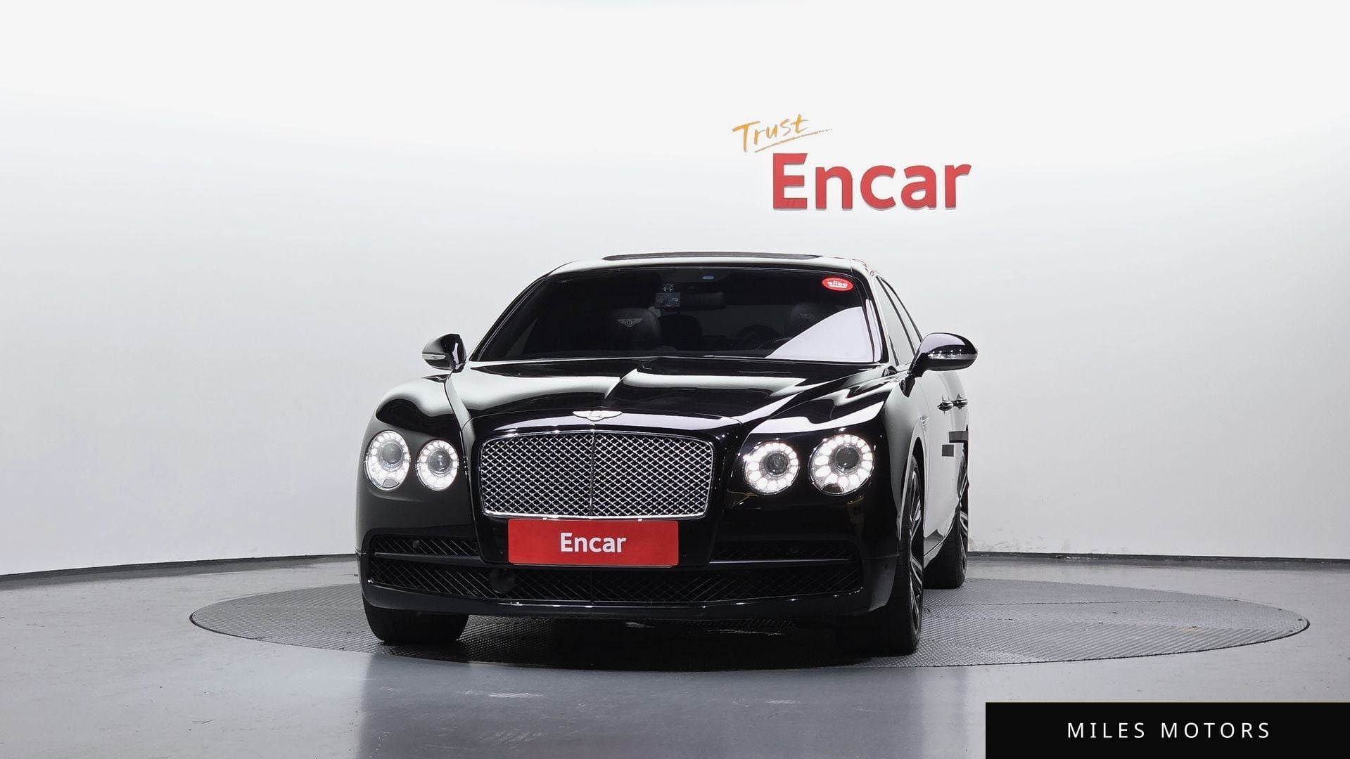 Bentley Flying Spur 2015 — миниатюра 3