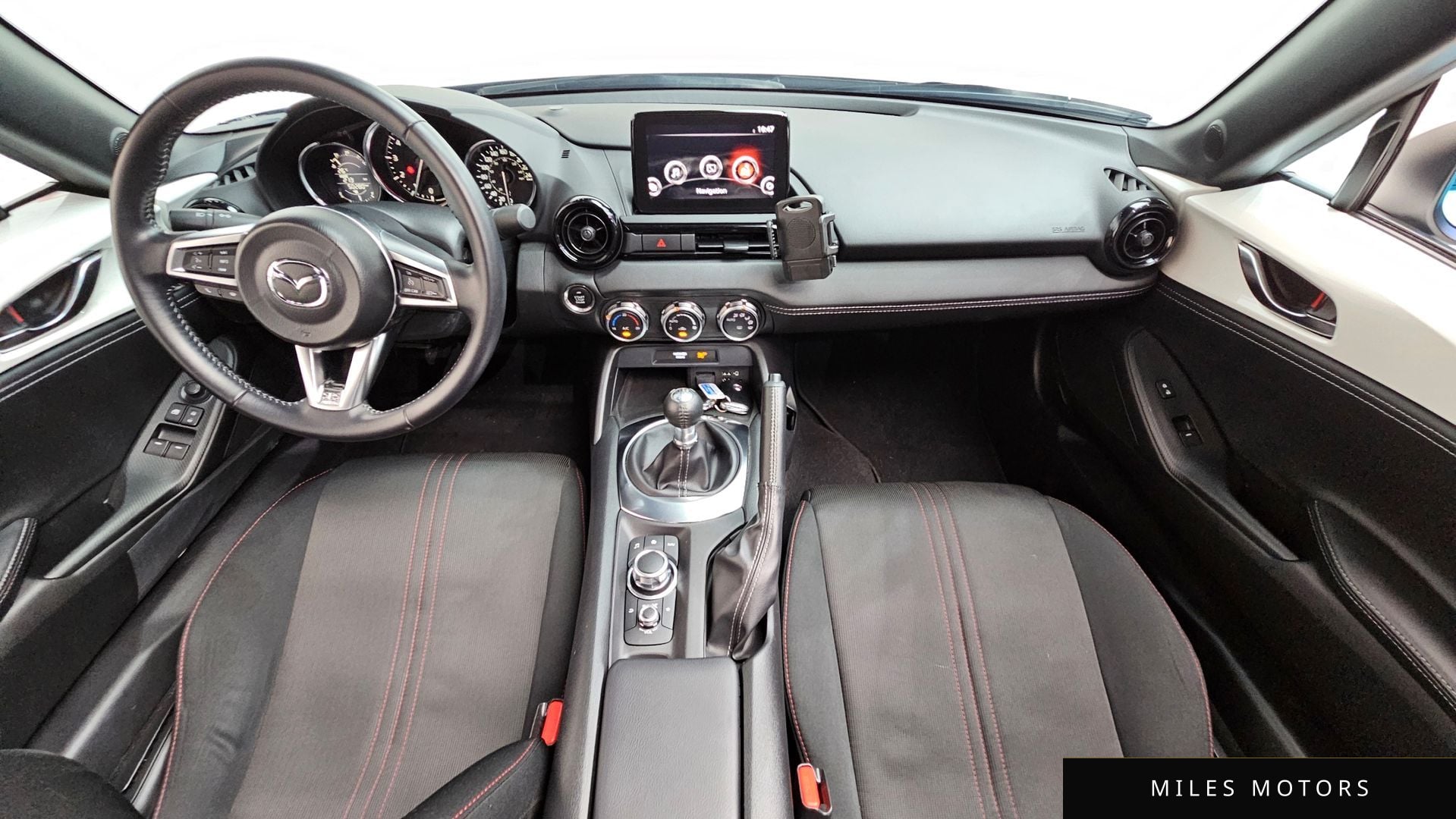 Mazda MX-5 MIATA 2021 — миниатюра 10