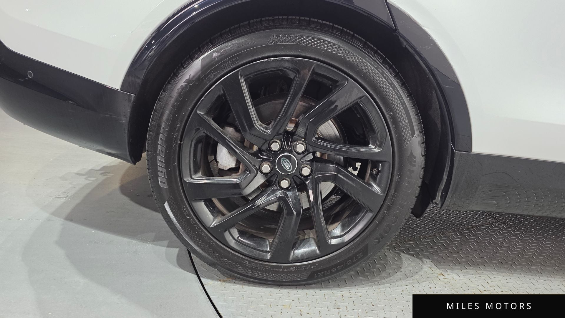 Land Rover Discovery 2017 — миниатюра 5