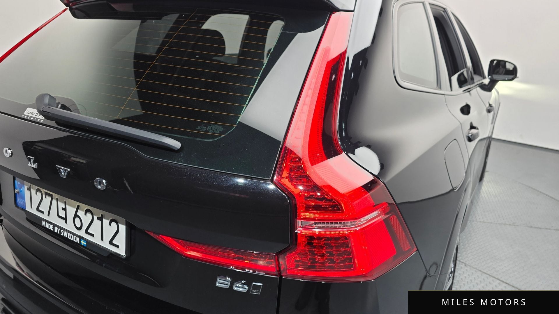 Volvo XC60 2022 — миниатюра 9