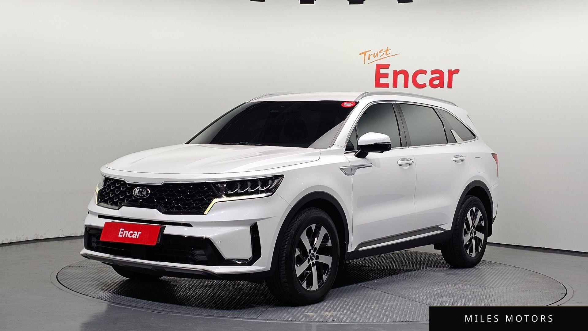 Kia Sorento 2021 — фото 1 из 12
