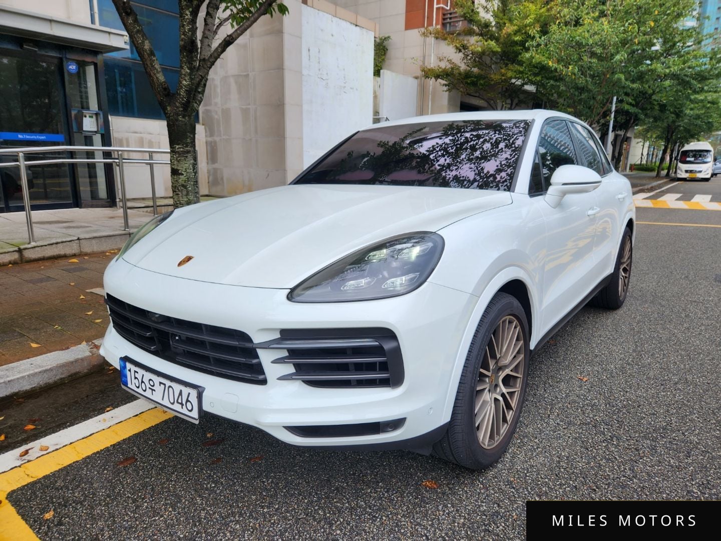 Porsche Cayenne 2023 — фото 1 из 12