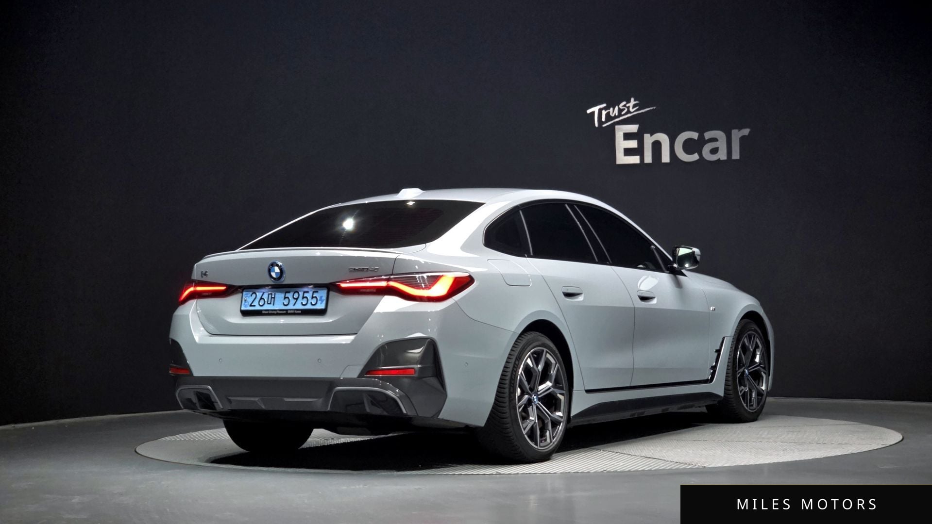 BMW i4 2022 — миниатюра 2