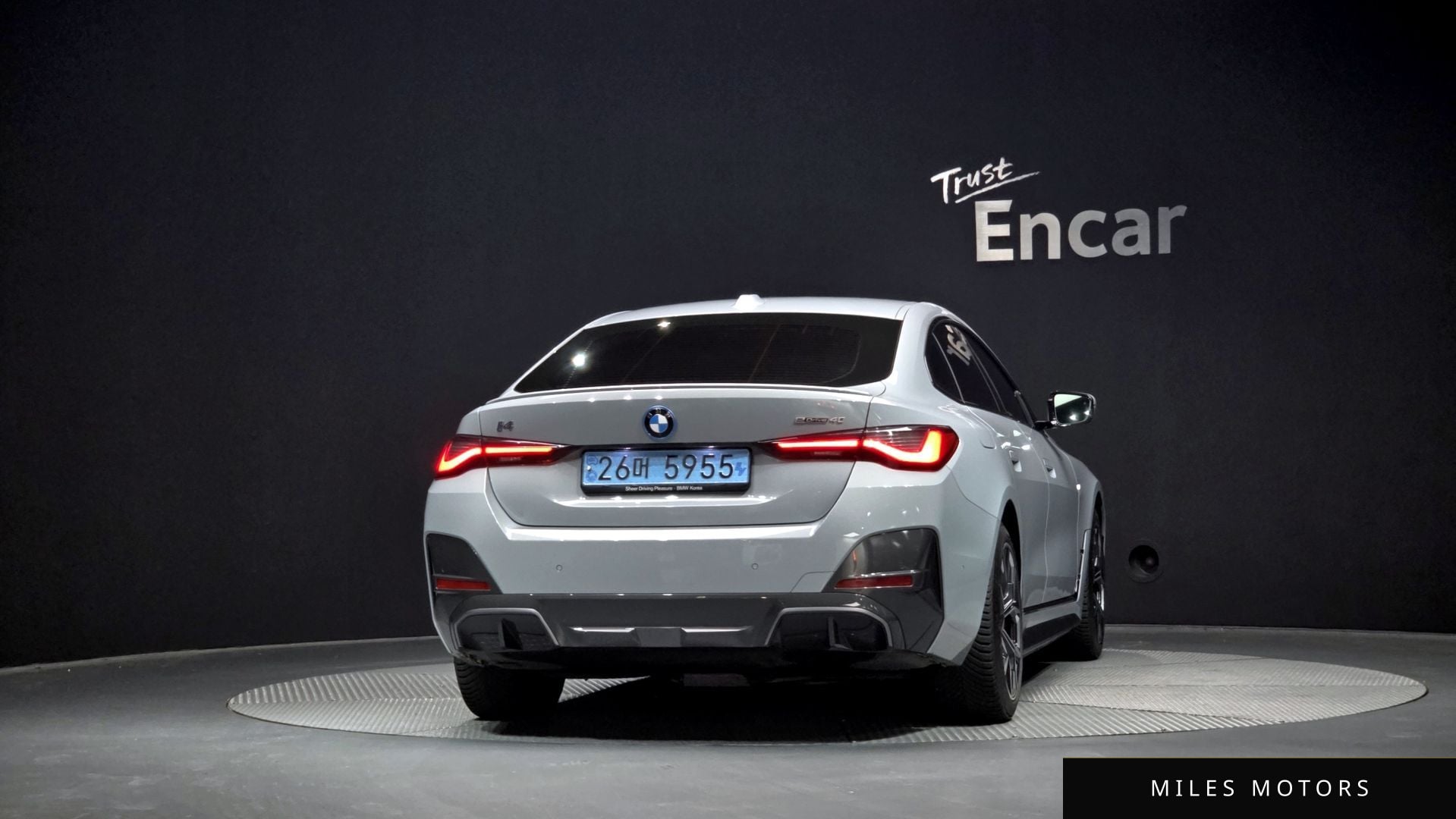 BMW i4 2022 — миниатюра 4