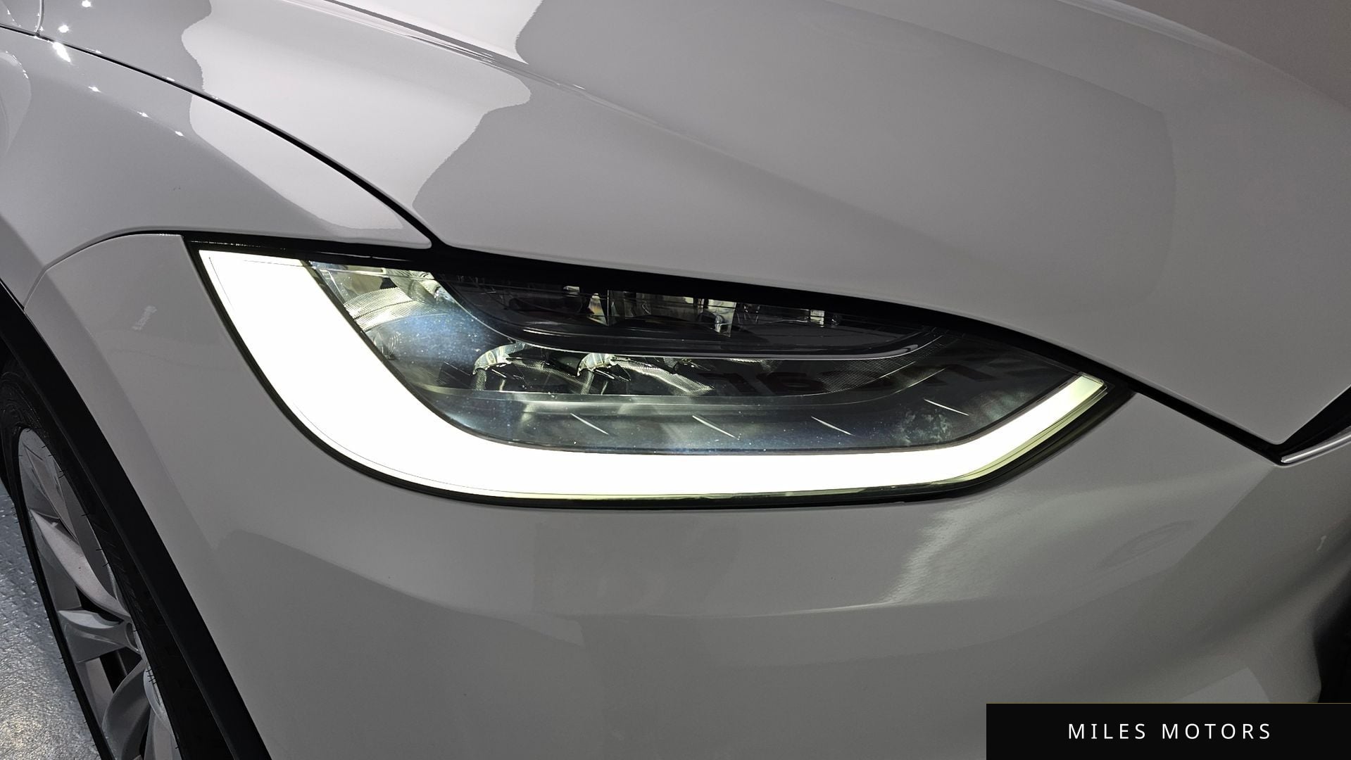 Tesla Model X 2018 — миниатюра 7