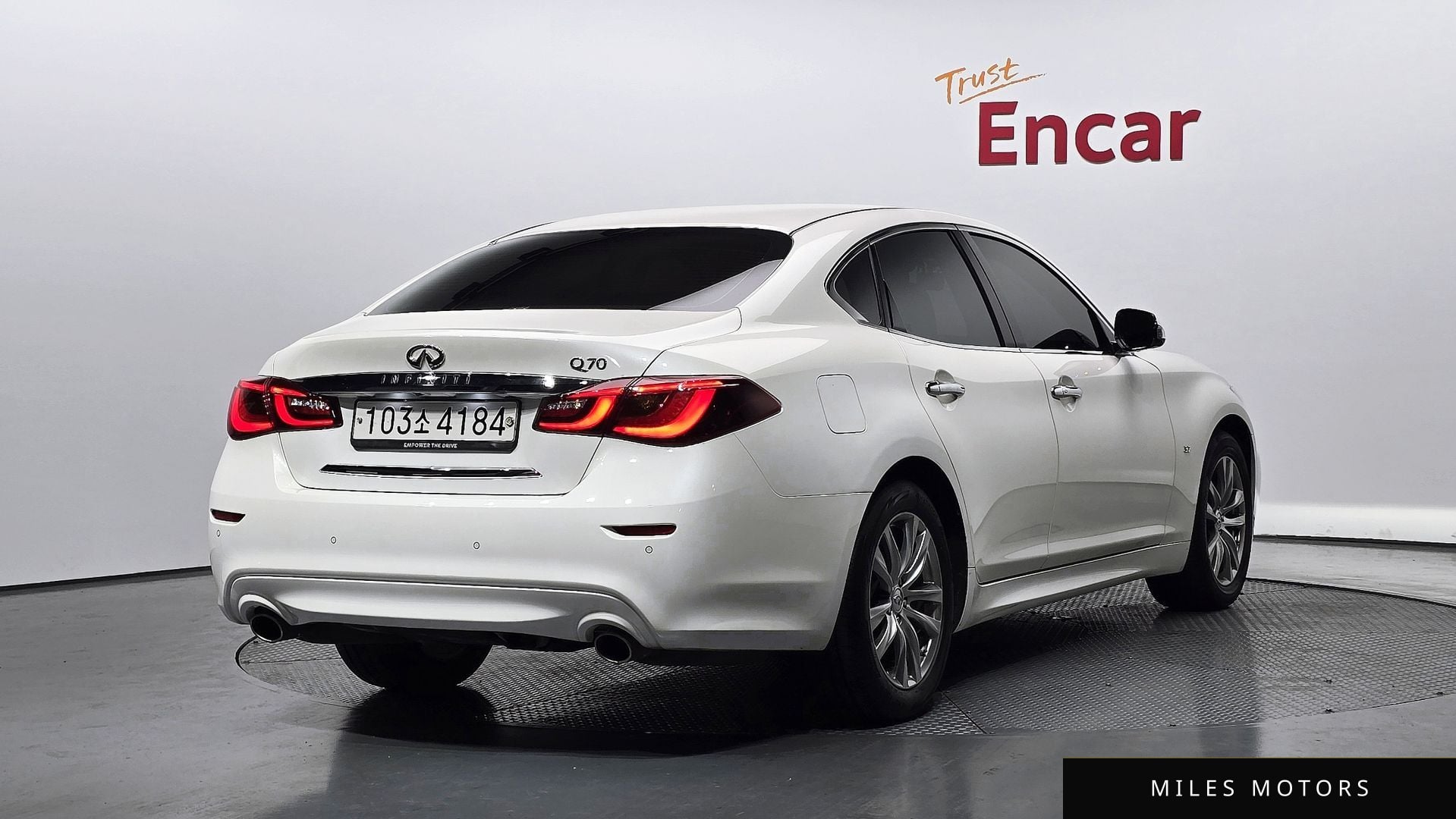 Infiniti Q70 2019 — миниатюра 2