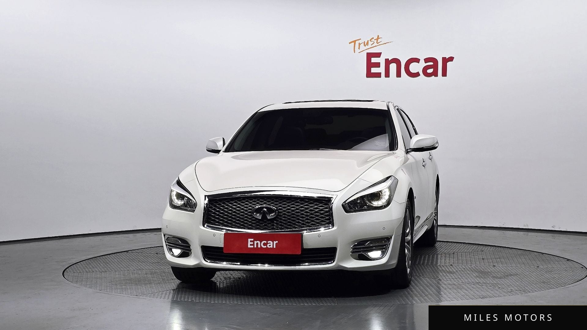 Infiniti Q70 2019 — миниатюра 3