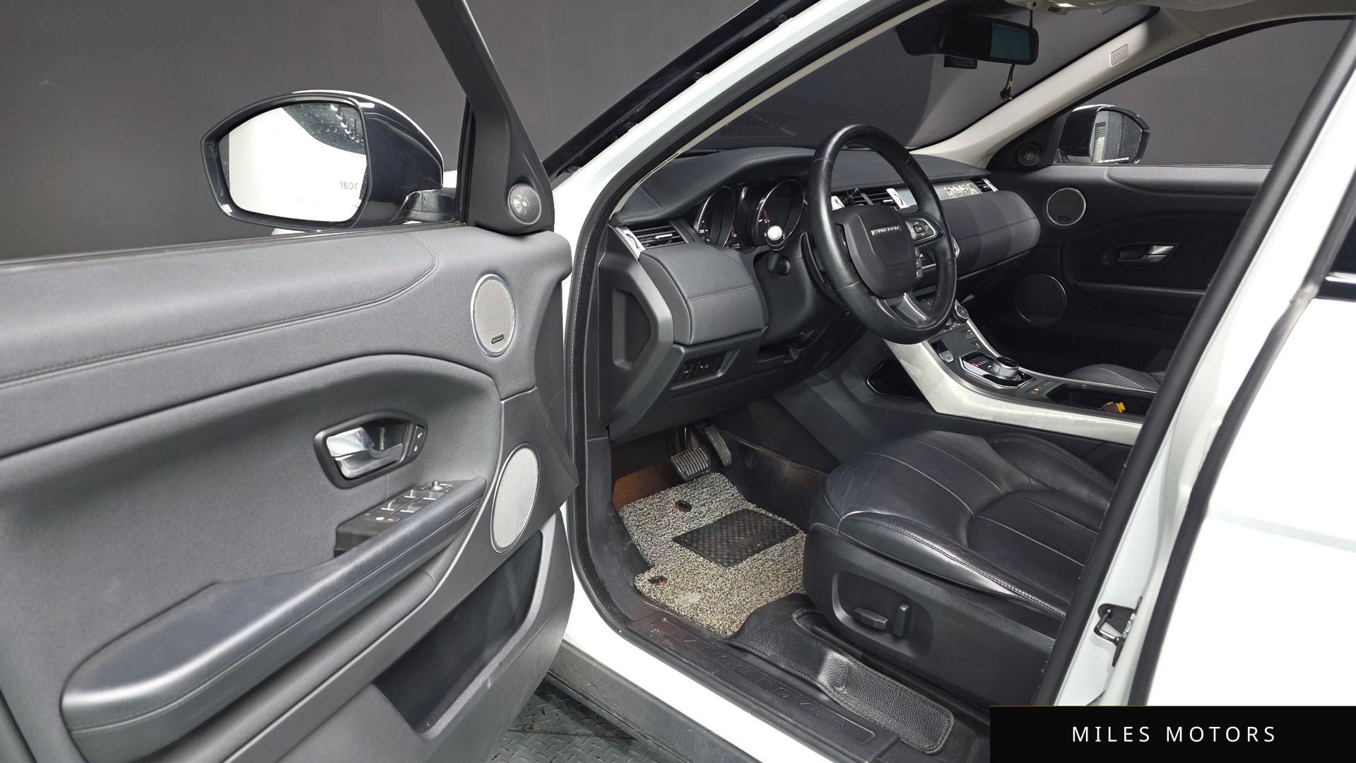 Land Rover Range Rover Evoque 2016 — миниатюра 11