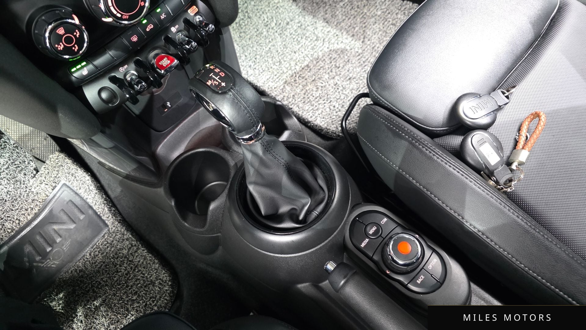 MINI Cooper 2019 — миниатюра 11