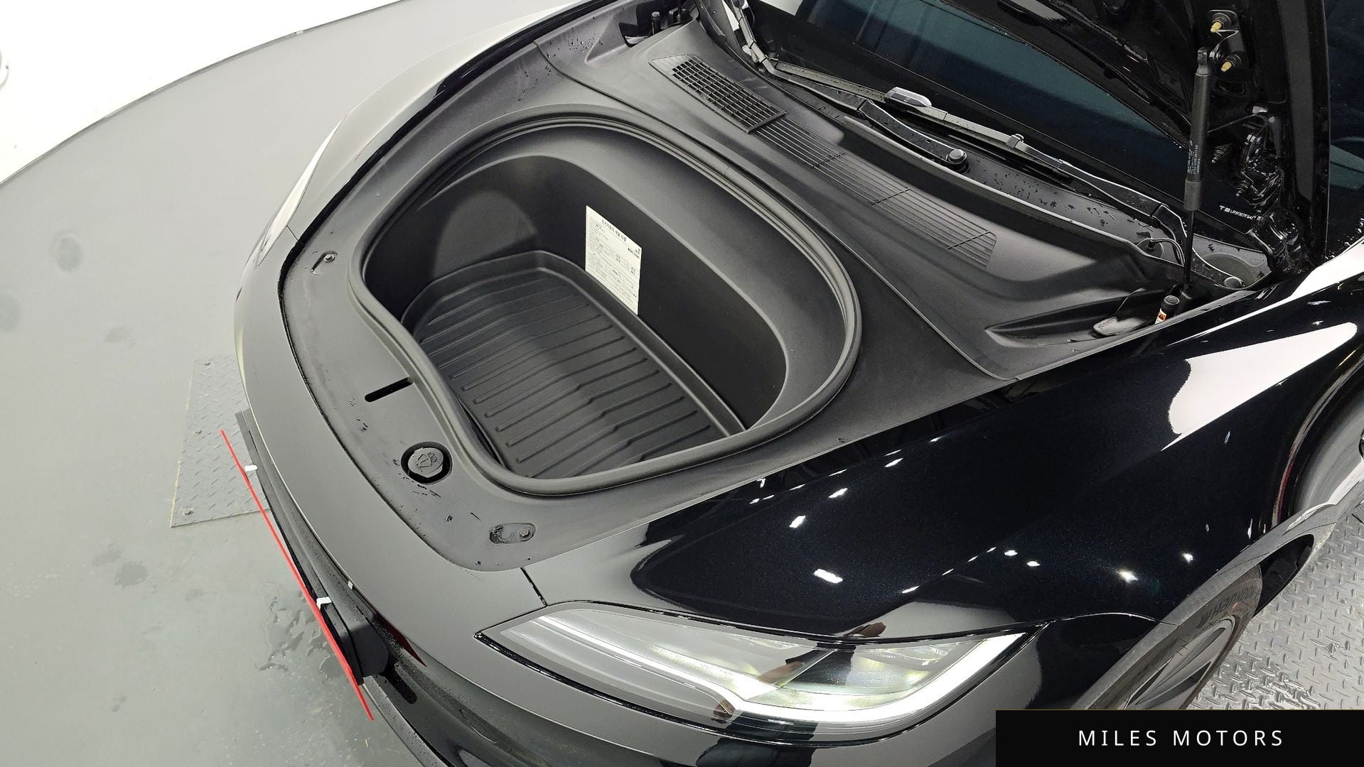 Tesla Model 3 2025 — миниатюра 6