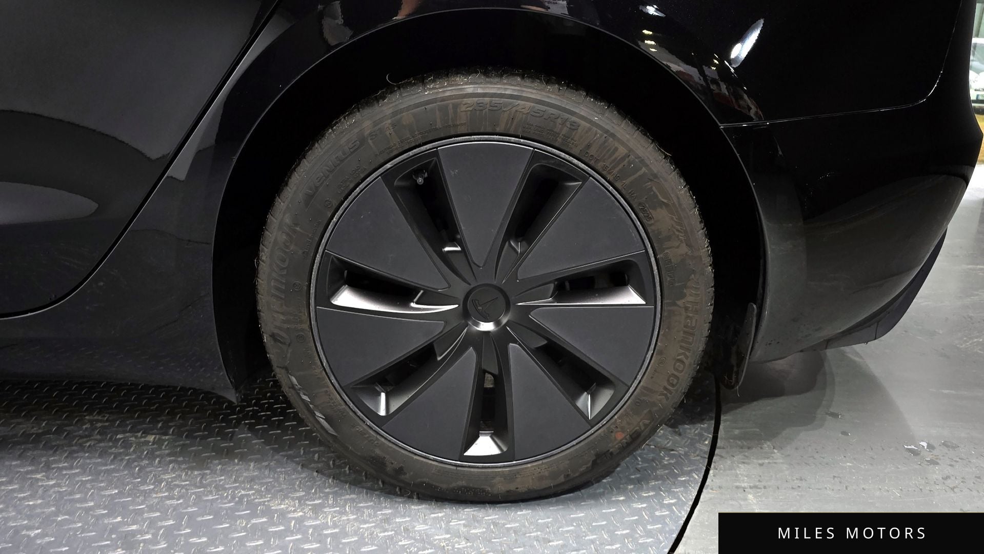 Tesla Model 3 2025 — миниатюра 7