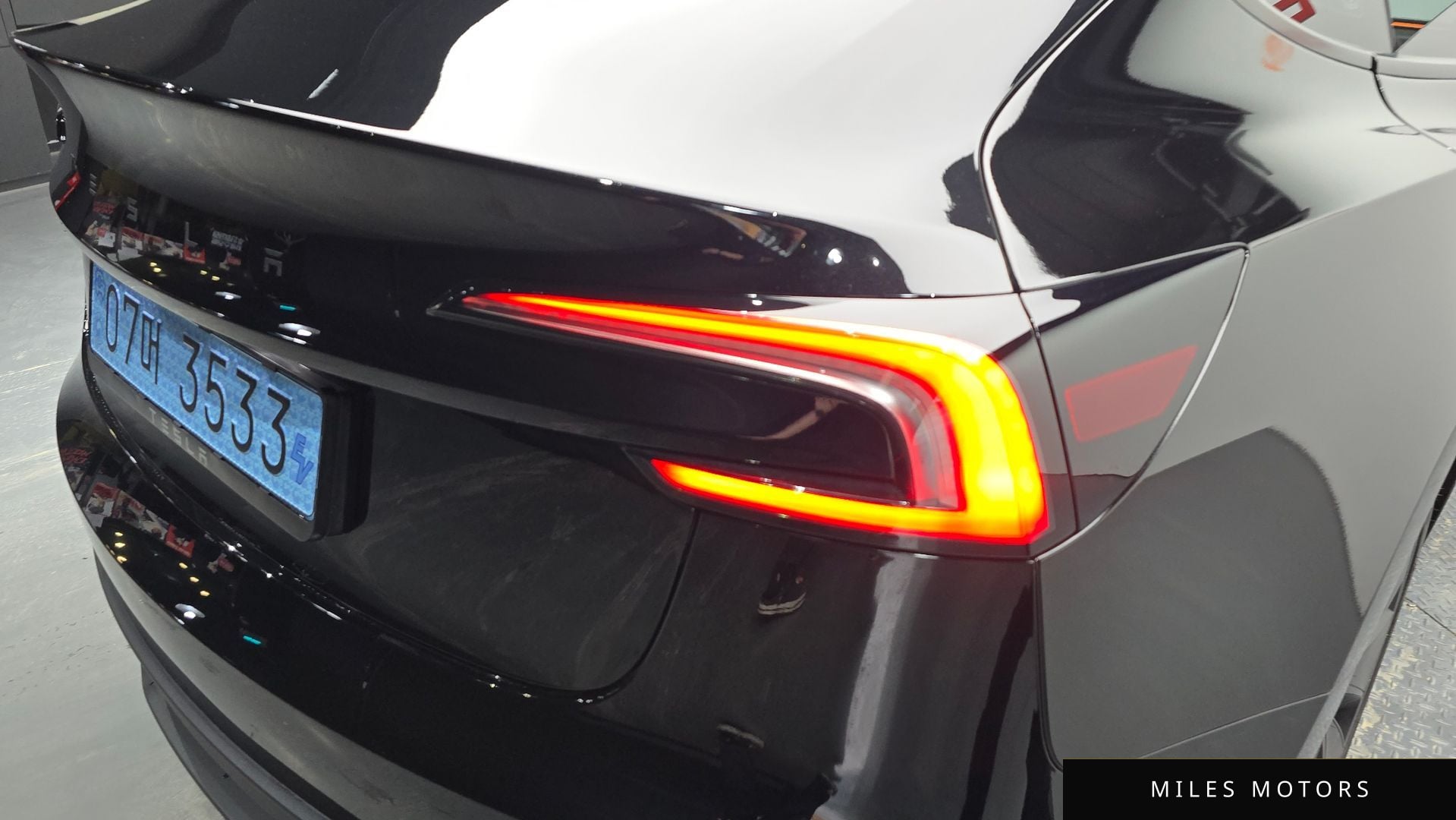 Tesla Model 3 2025 — миниатюра 9