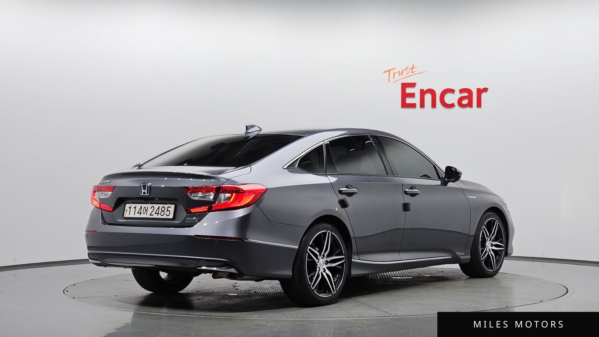 Honda Accord 2021 — фото 1 из 12