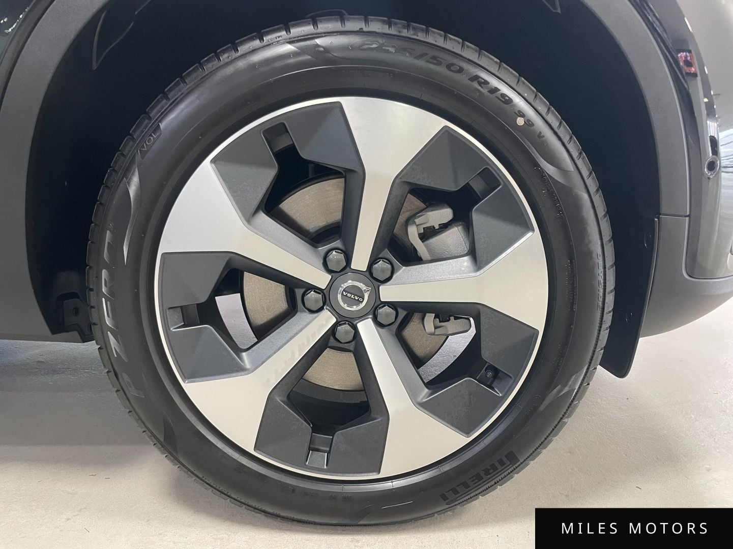 Volvo XC40 2026 — миниатюра 5