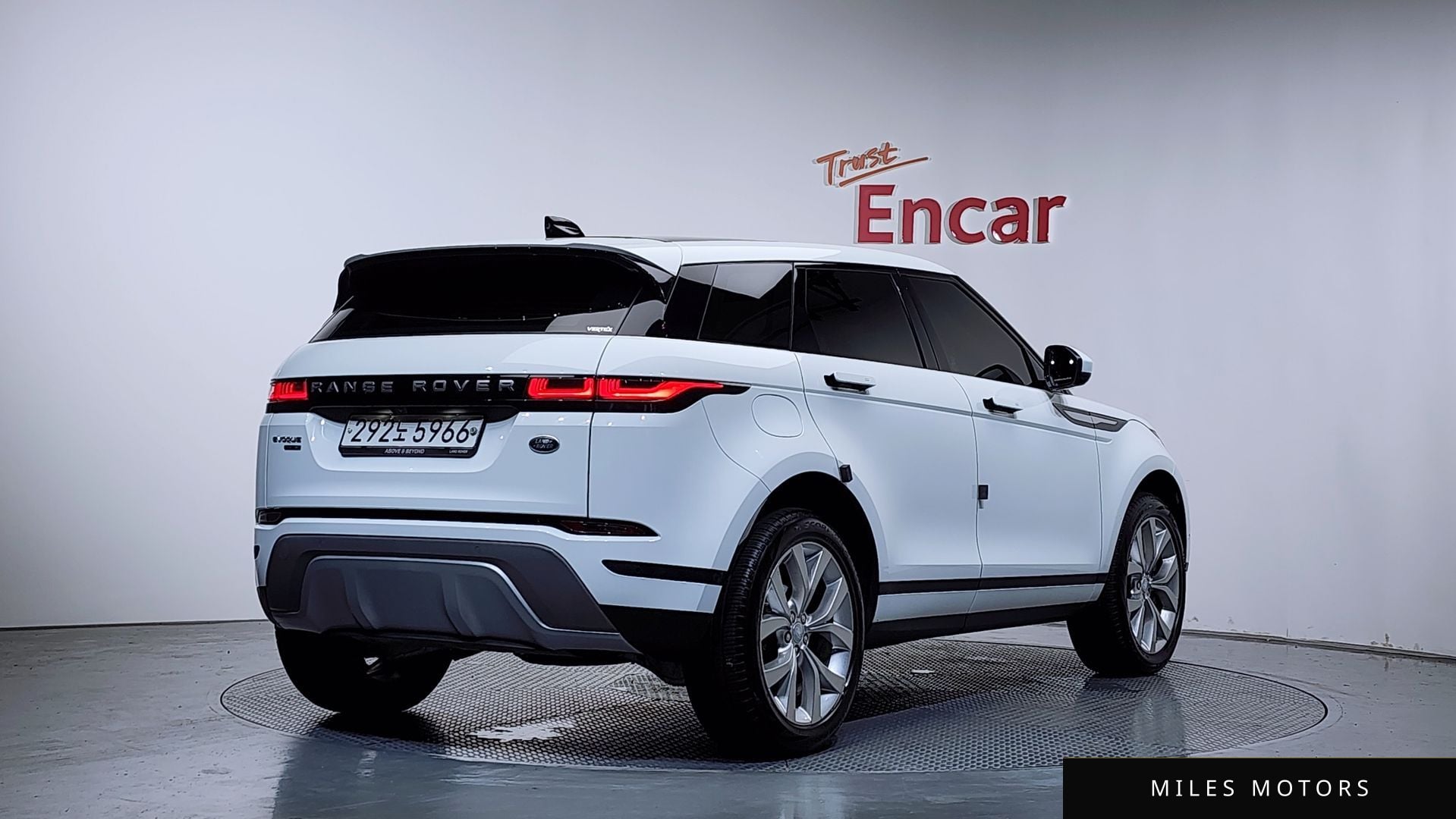 Land Rover Range Rover Evoque 2020 — миниатюра 2