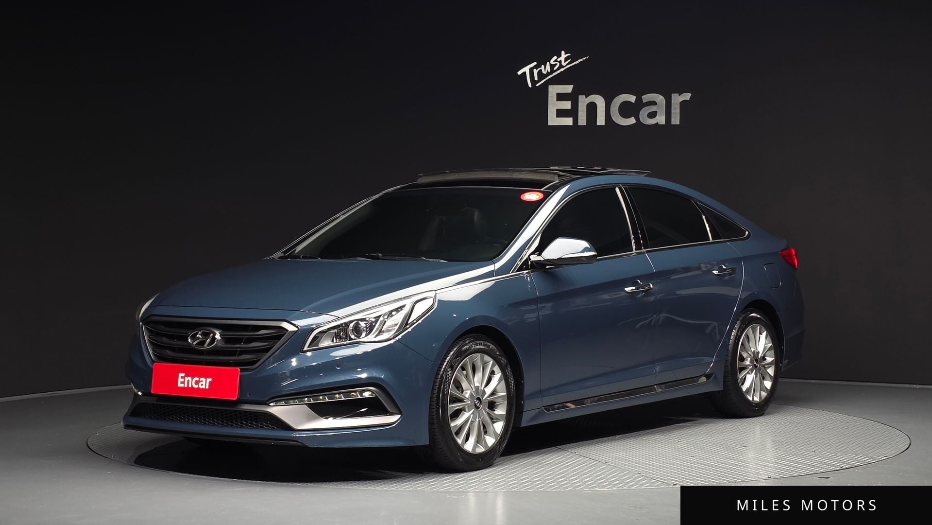 Hyundai Sonata 2016 — фото 1 из 12