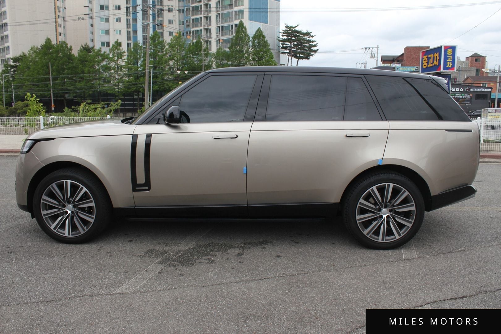 Land Rover Range Rover 2024 — миниатюра 5