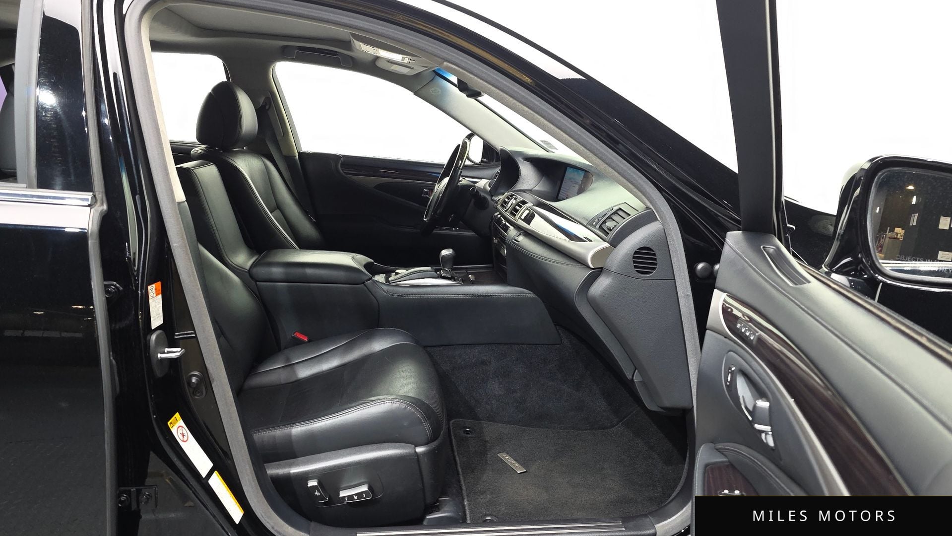Лексус LS600hL 2015 — миниатюра 11