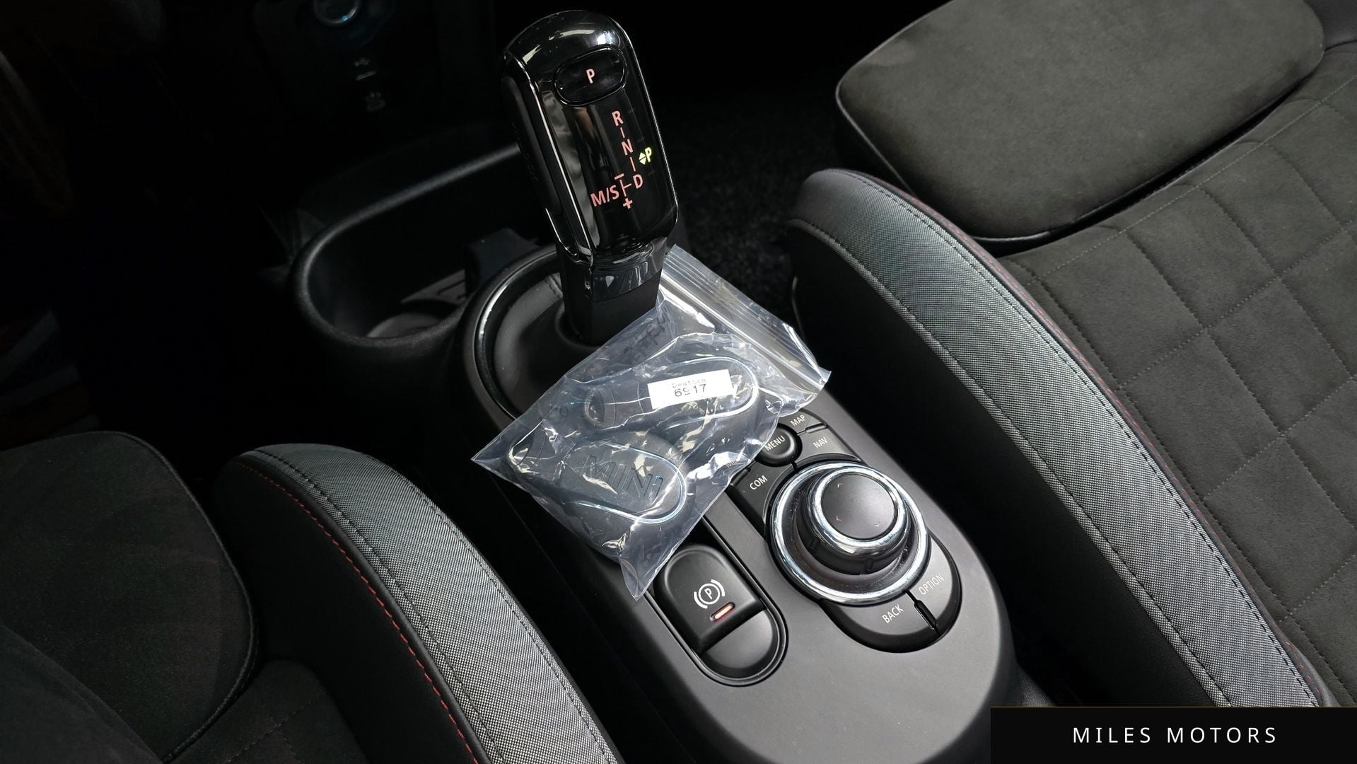 MINI Cooper S 2024 — миниатюра 9