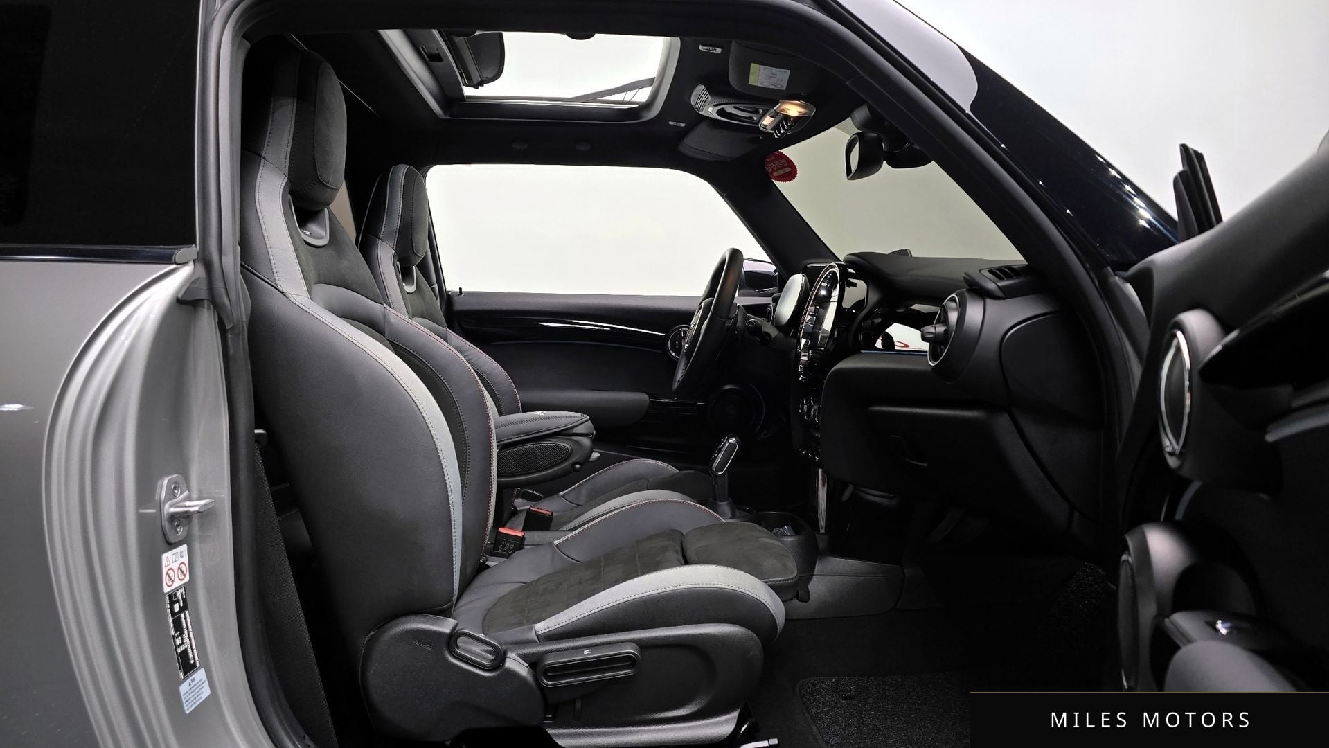 MINI Cooper S 2024 — миниатюра 10