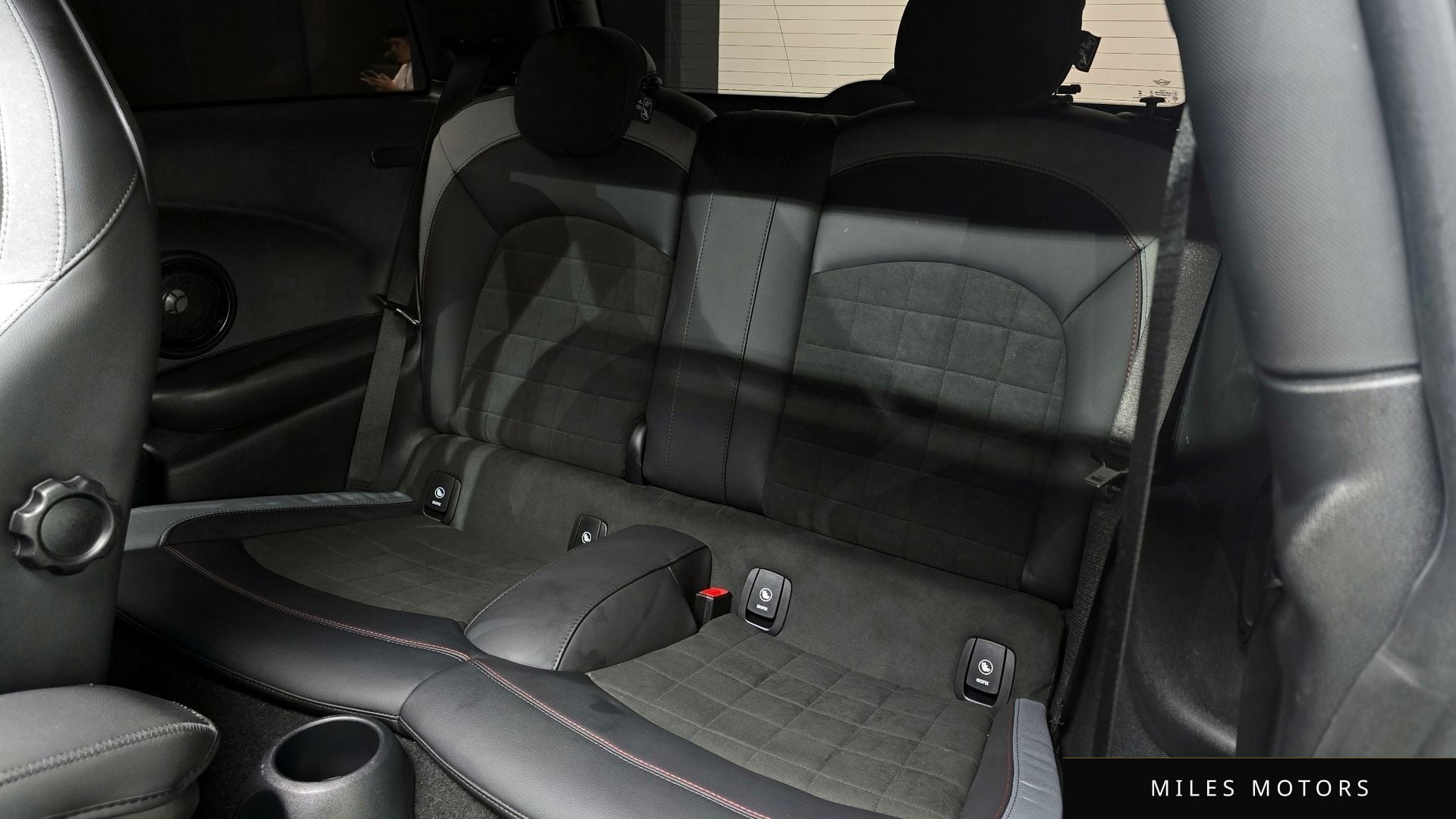 MINI Cooper S 2024 — миниатюра 12