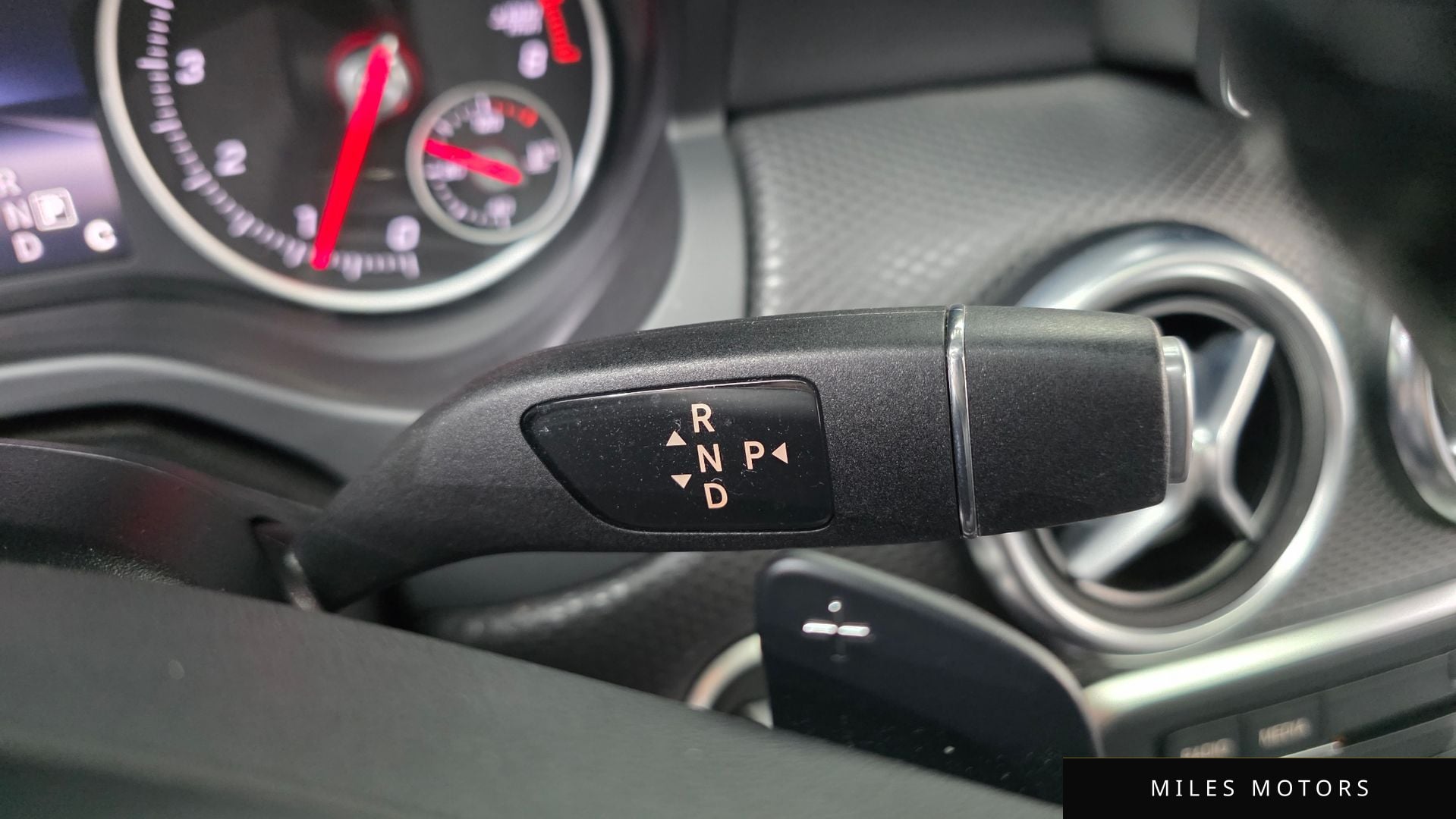Mercedes-Benz A-Class W176 2016 — миниатюра 9