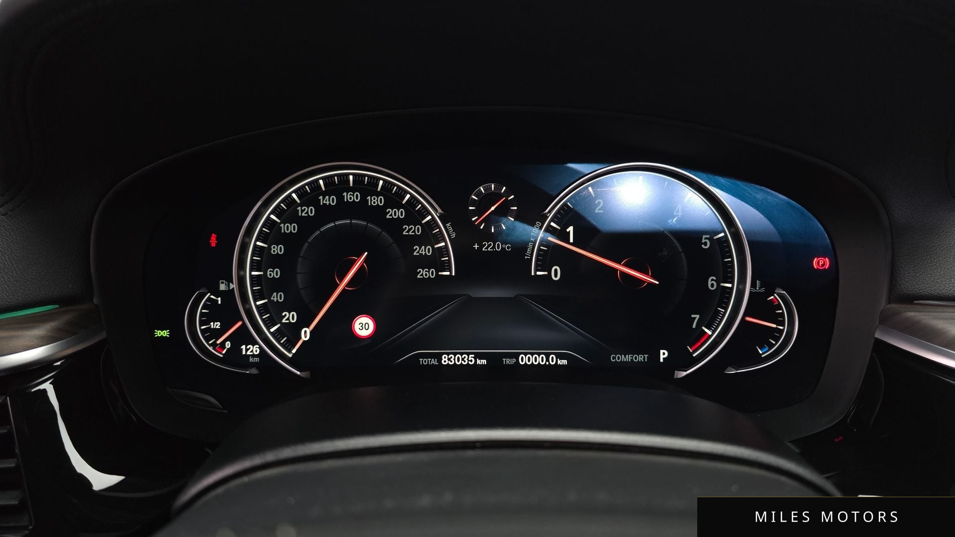 BMW 5 Series (G30) 2017 — миниатюра 10