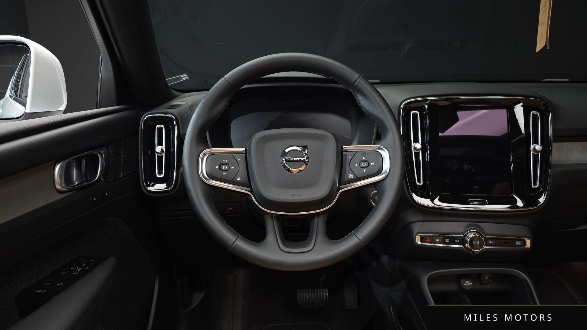 Volvo XC40 2022 — миниатюра 12